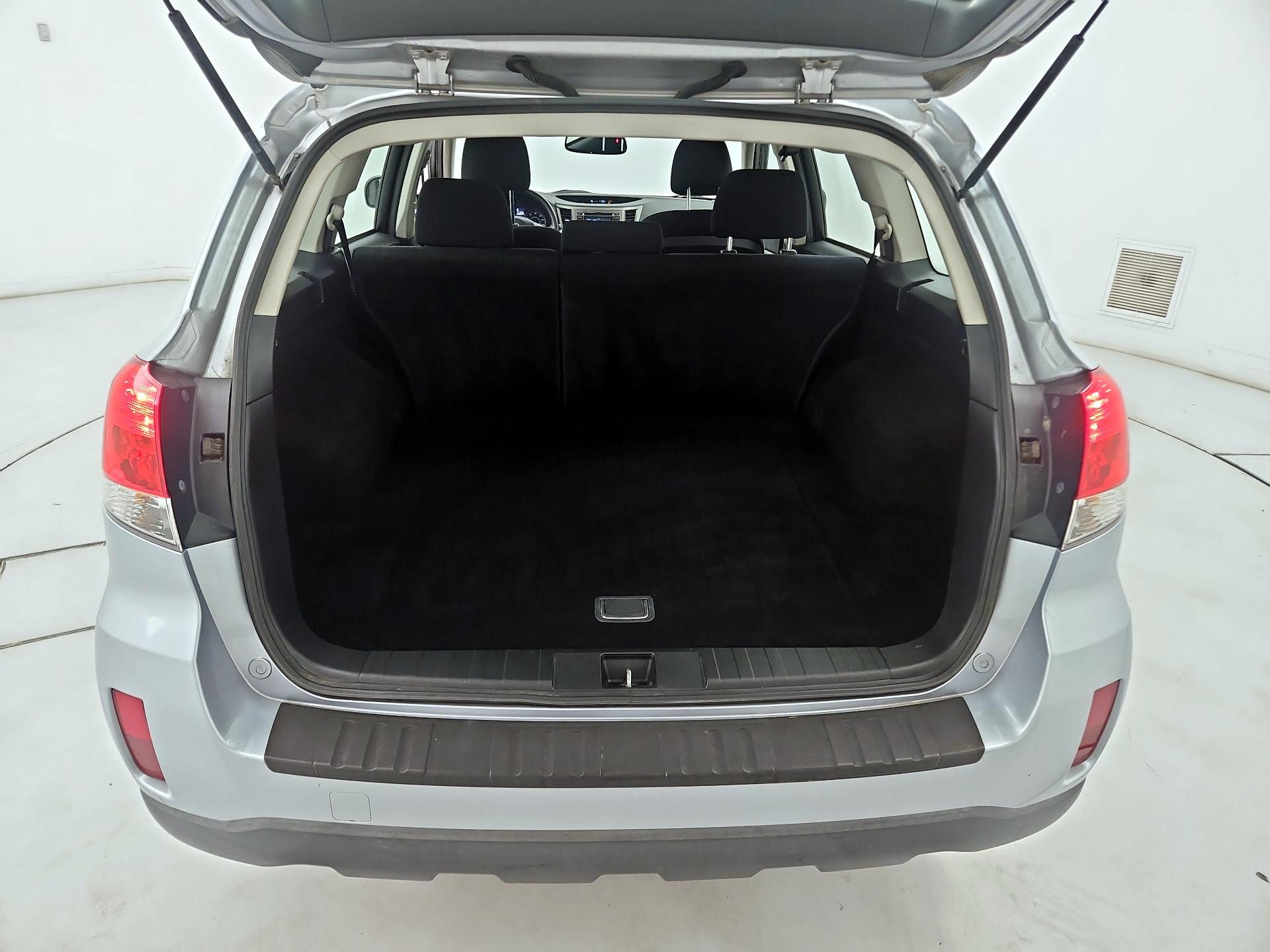 Thumbnail: 2014 Subaru Outback - 18