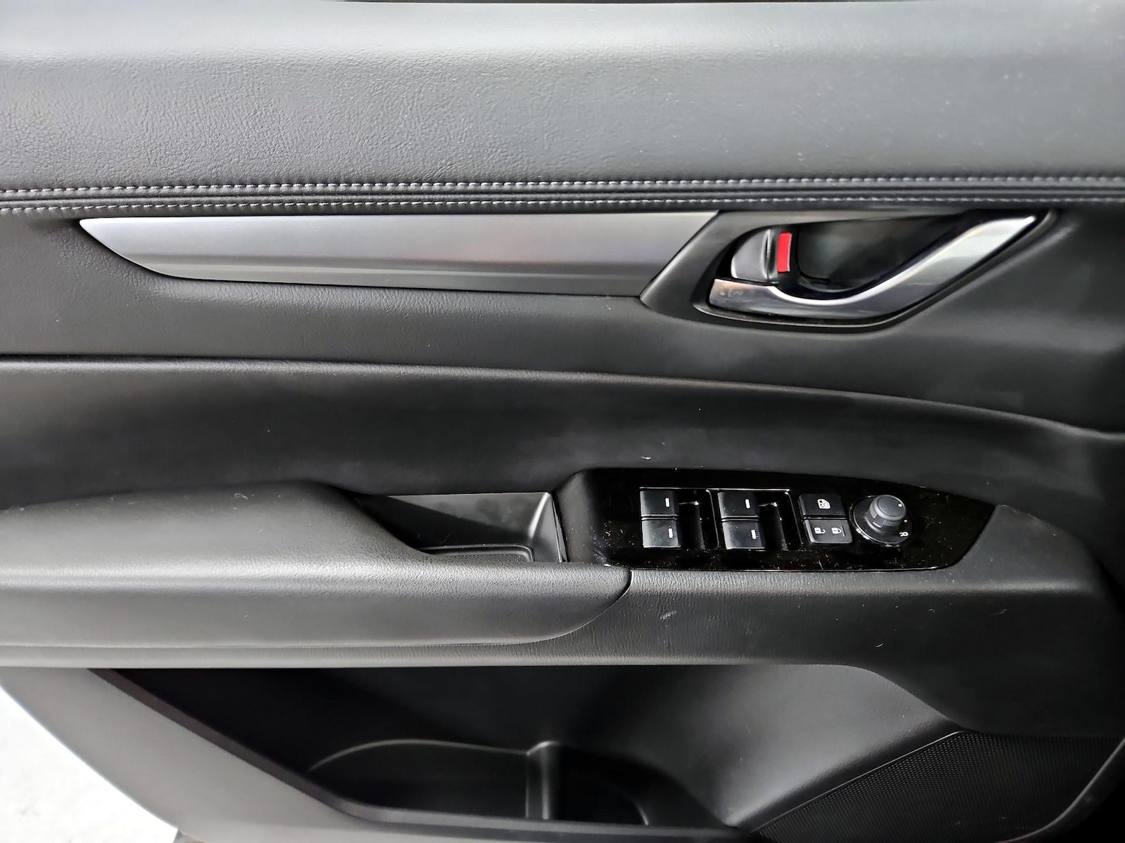 2023 Mazda CX-5 S Preferred package - Photo 13
