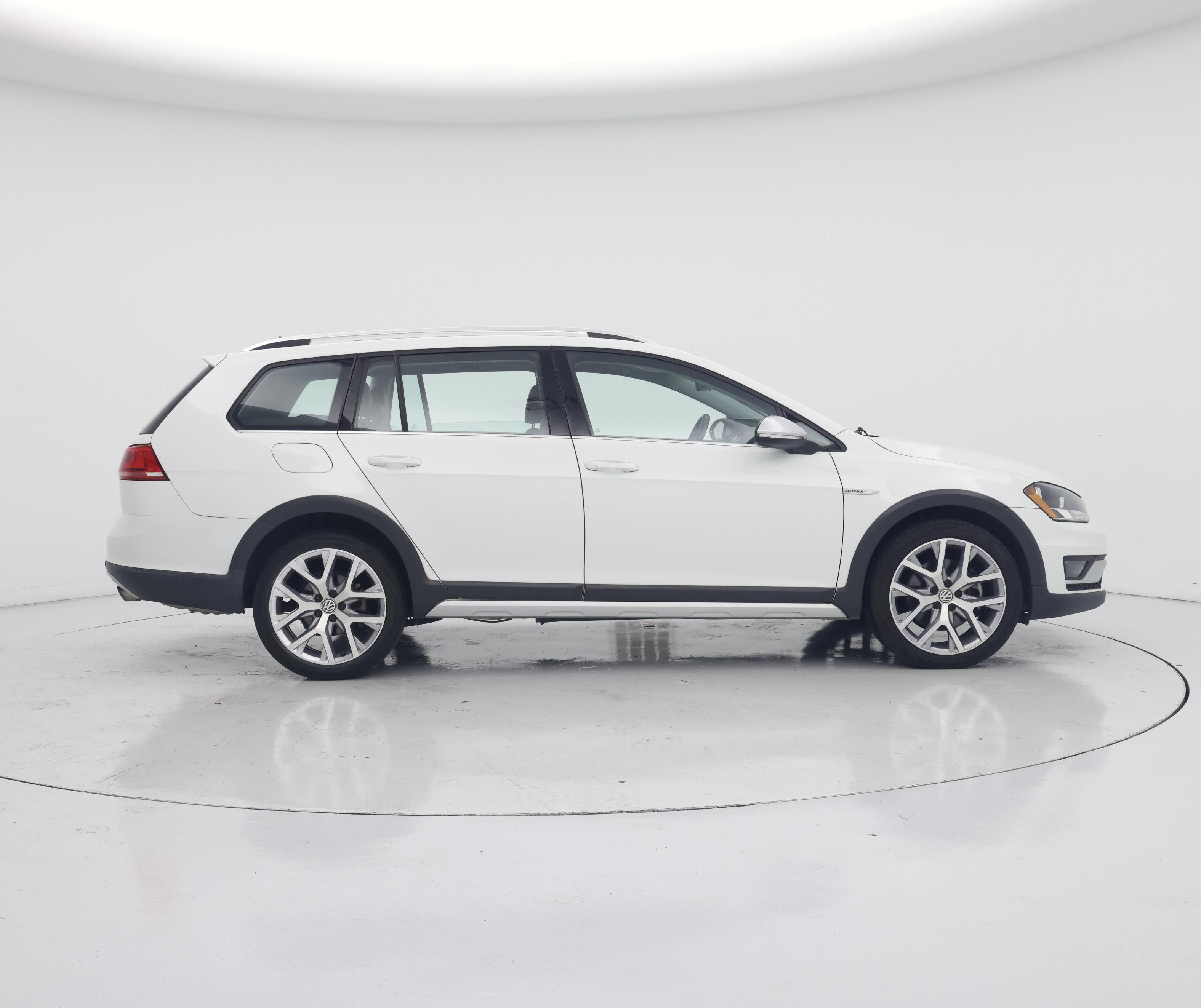 Thumbnail: 2017 Volkswagen Golf - 7
