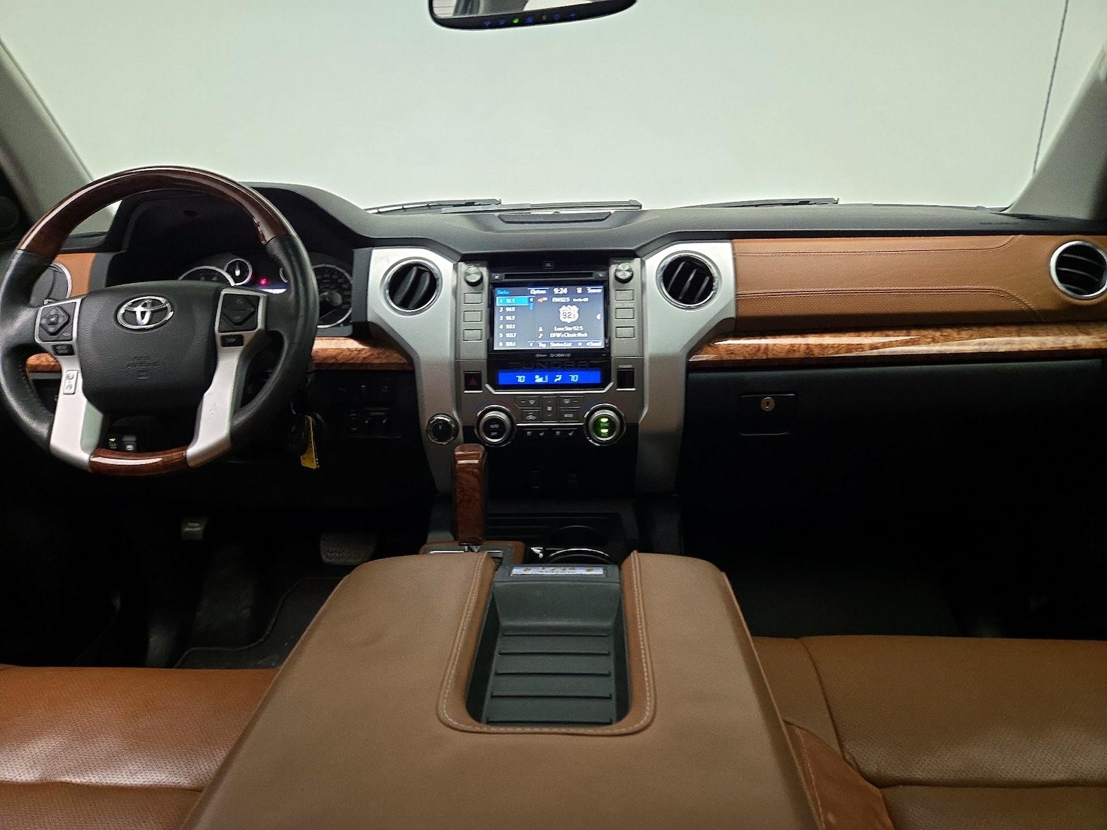 2016 Toyota Tundra 1794 Edition - Photo 10