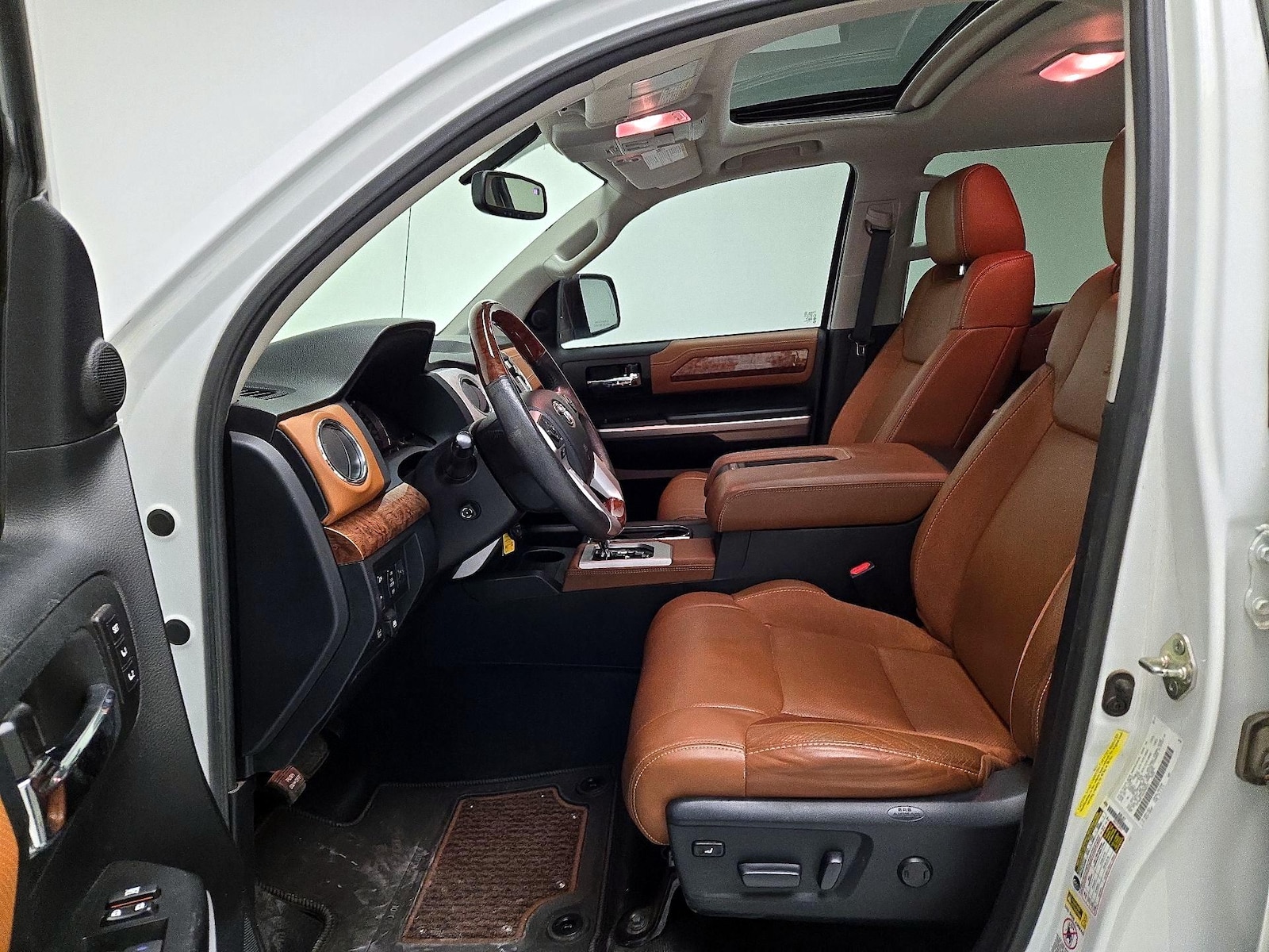 2016 Toyota Tundra 1794 Edition - Photo 12