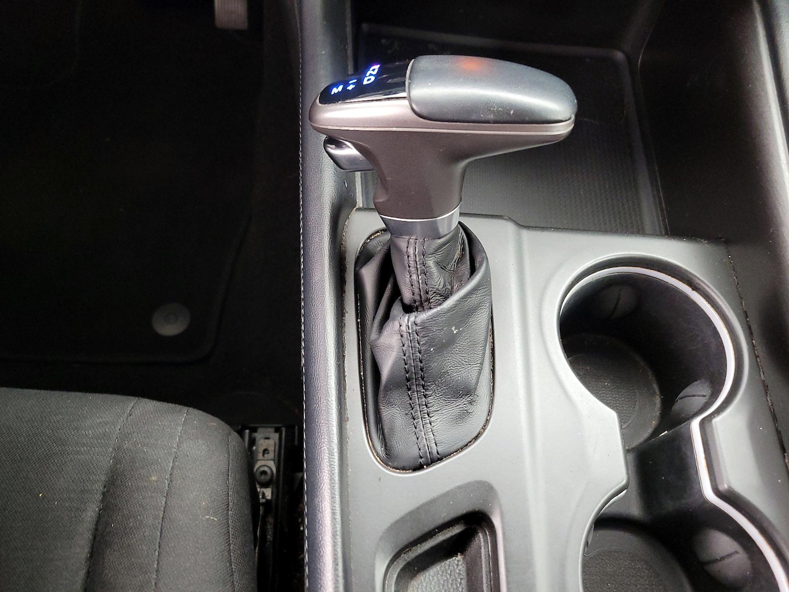 2022 Dodge Durango SXT - Photo 18