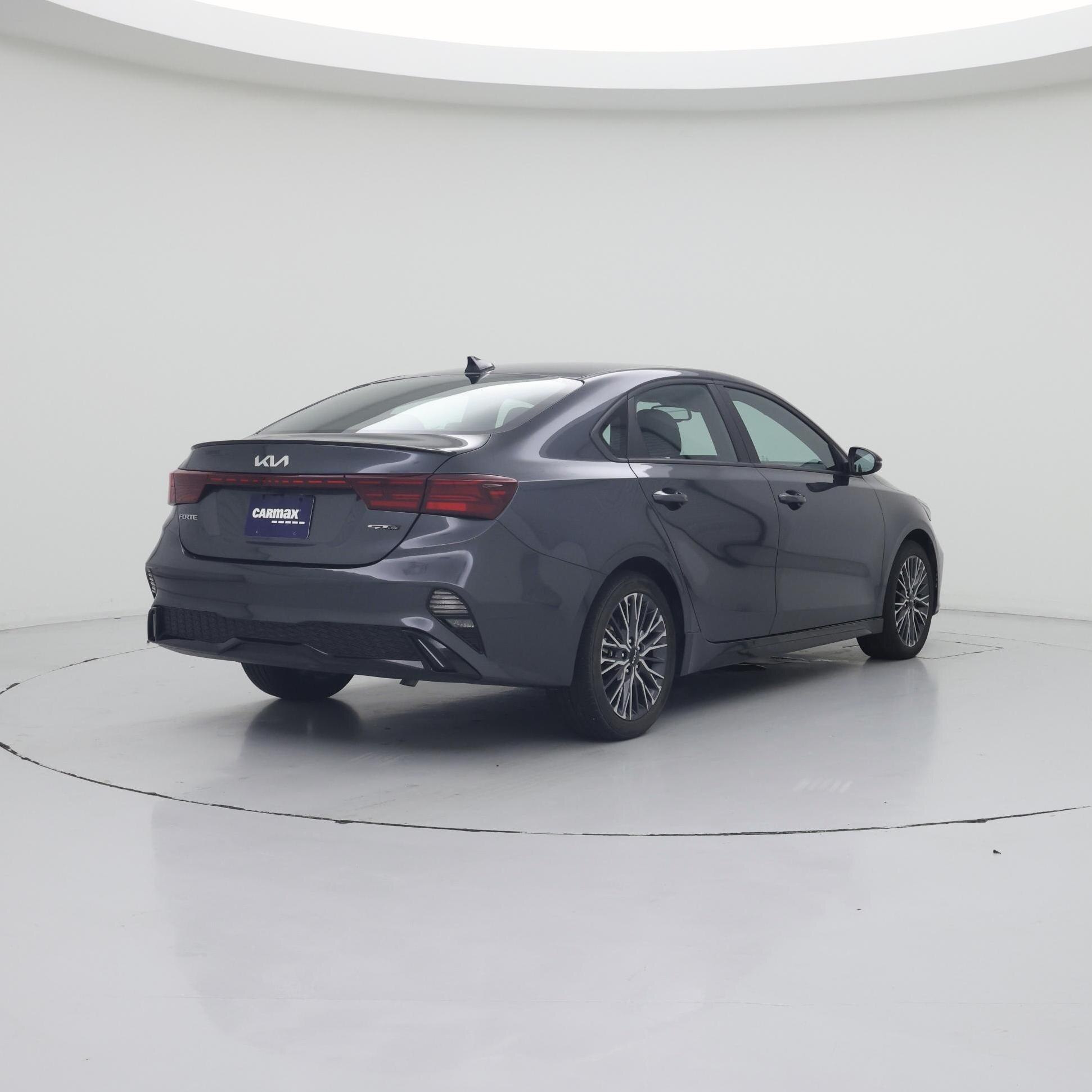 Thumbnail: 2023 Kia Forte - 8