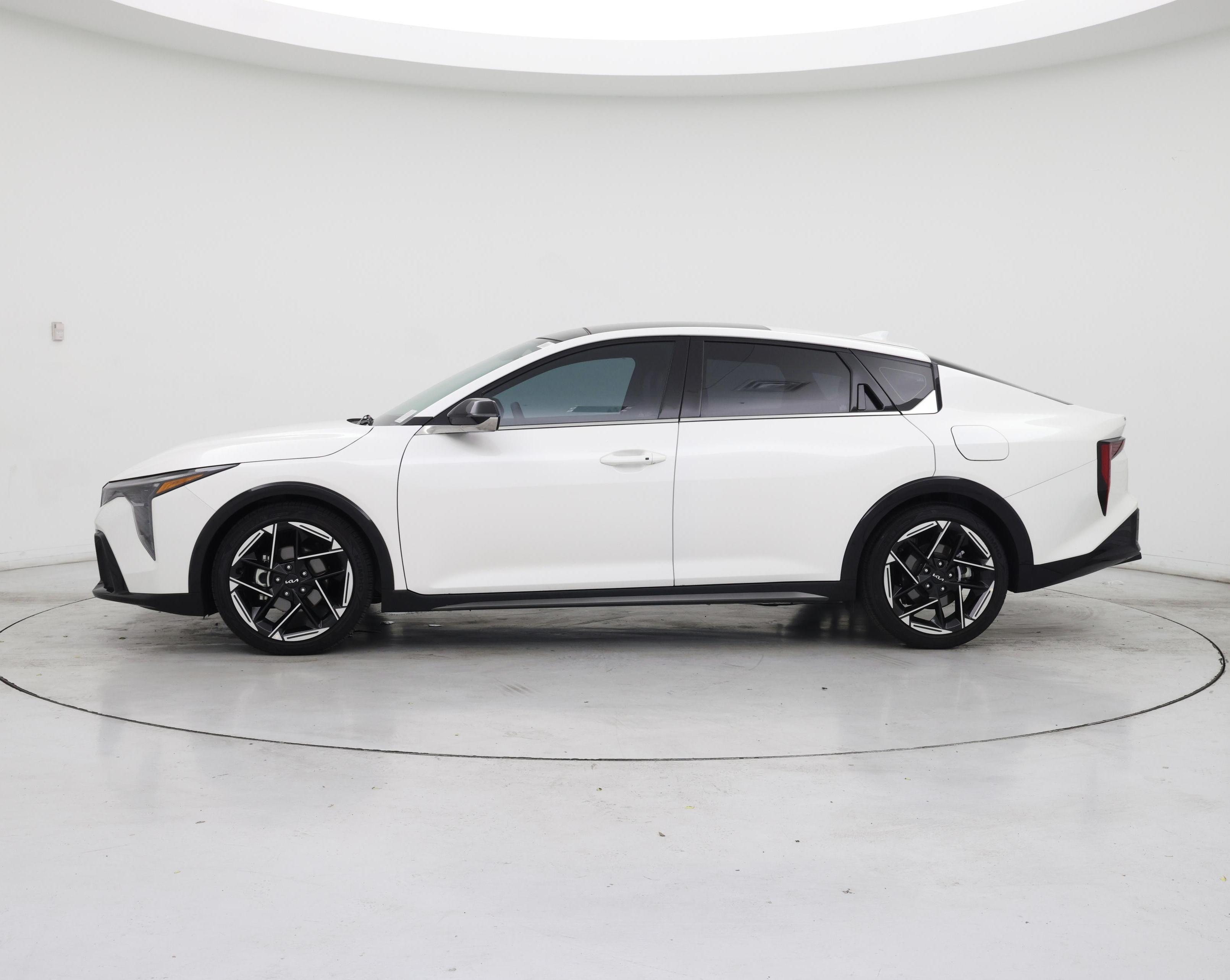Thumbnail: 2025 Kia K4 - 3