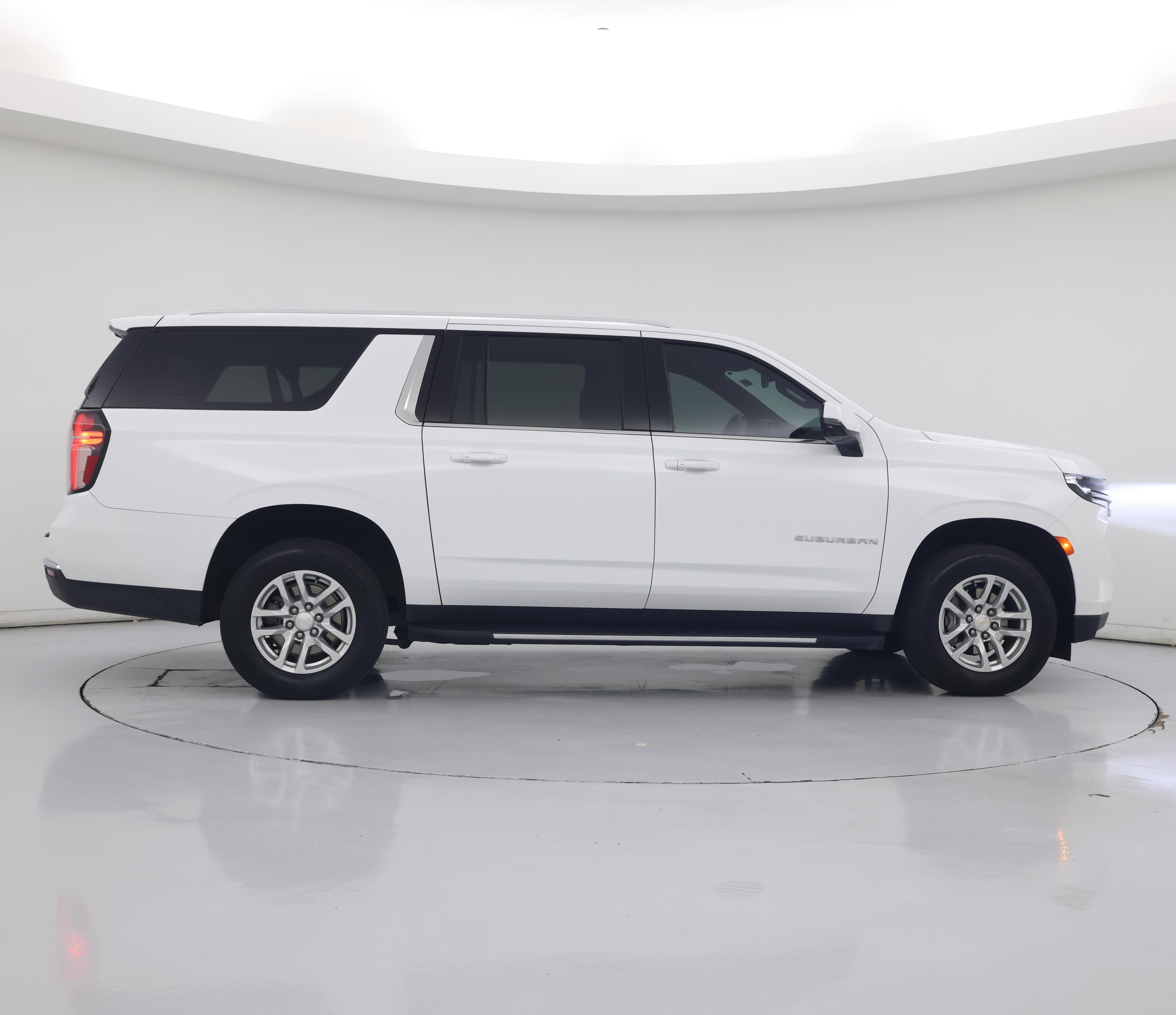Thumbnail: 2022 Chevrolet Suburban - 7