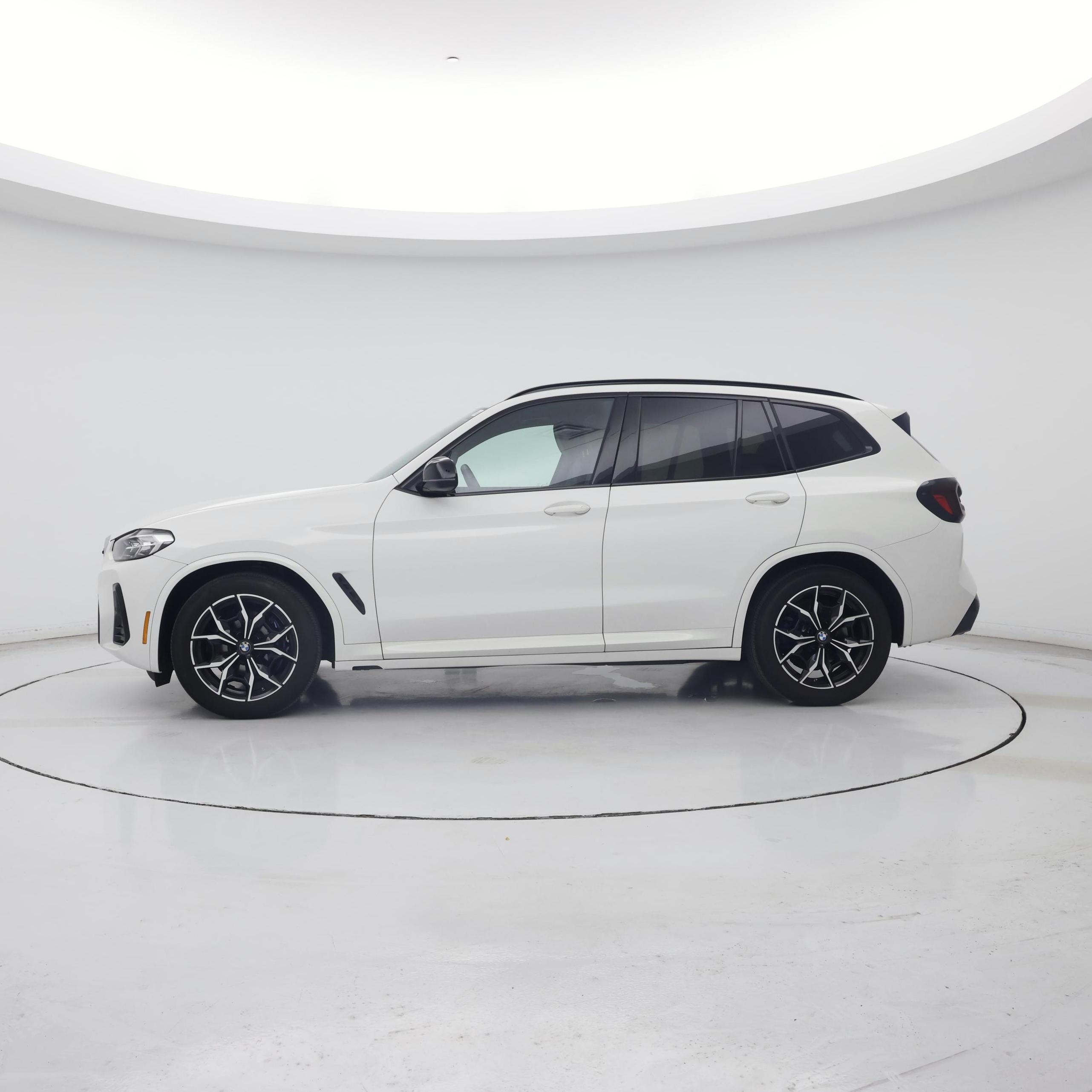 Thumbnail: 2022 BMW X3 - 3