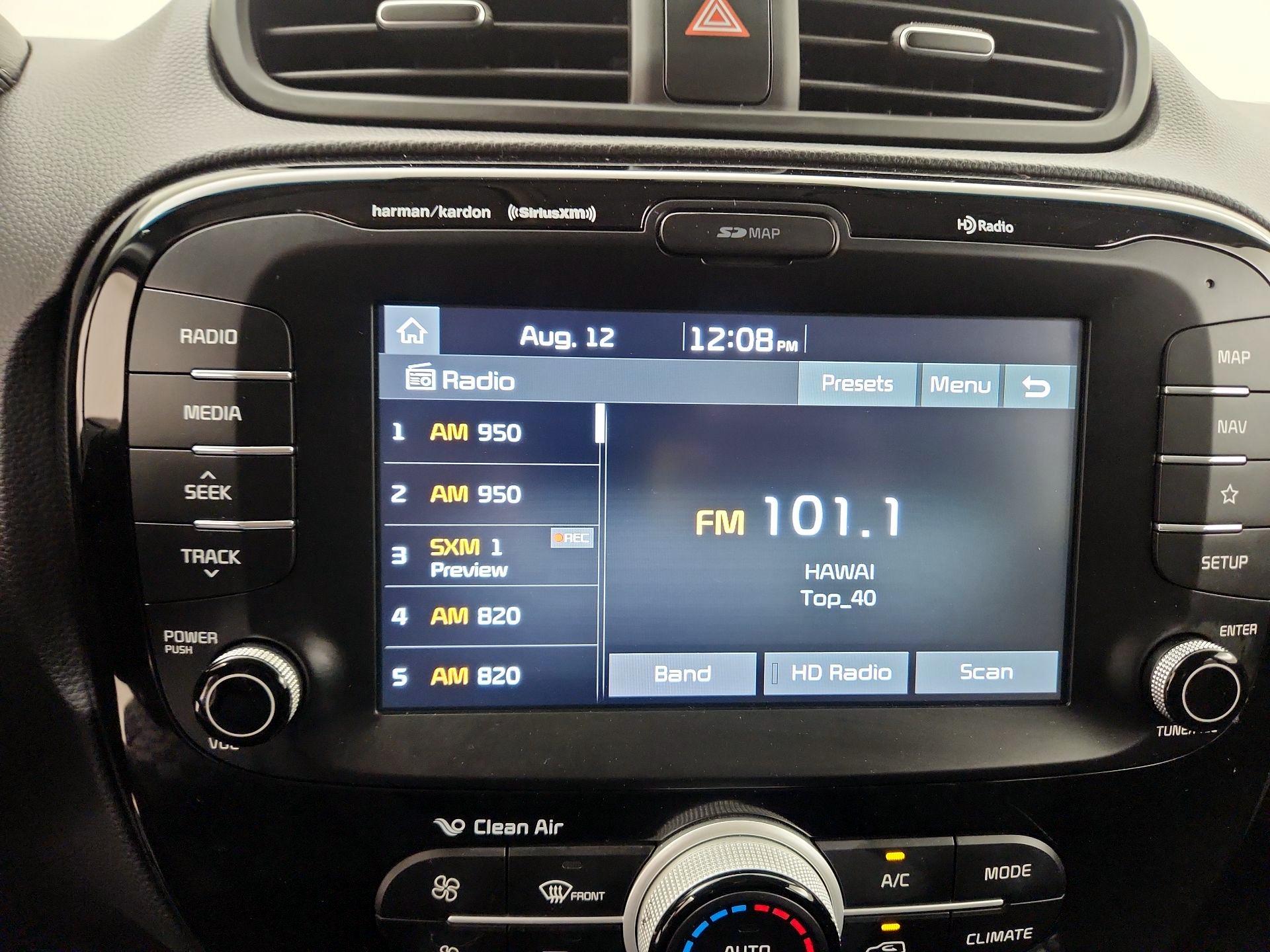 Thumbnail: 2019 Kia Soul - 16