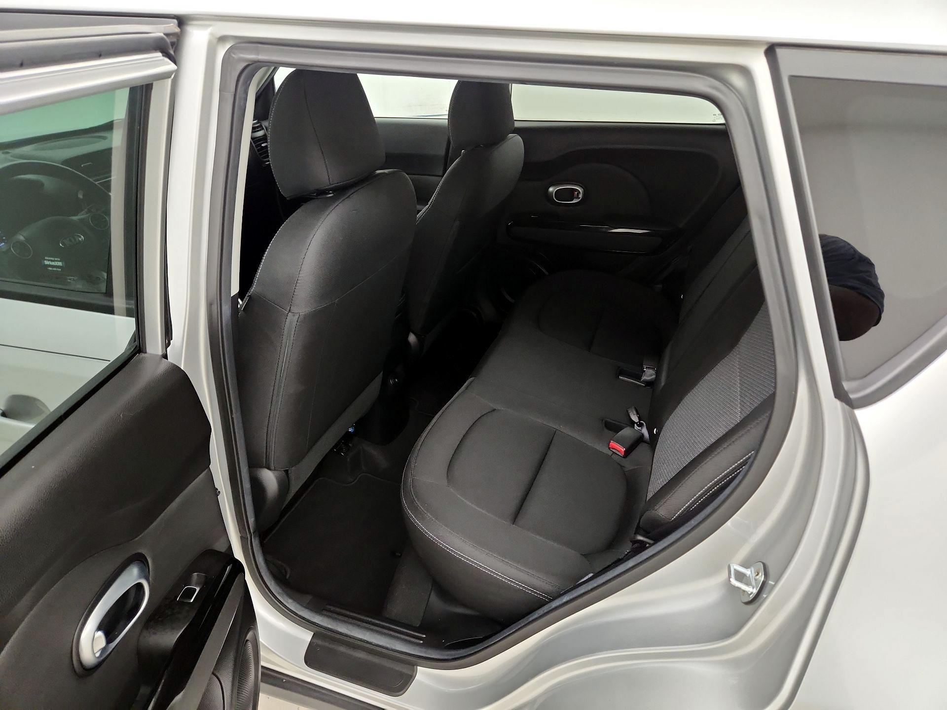 Thumbnail: 2019 Kia Soul - 20