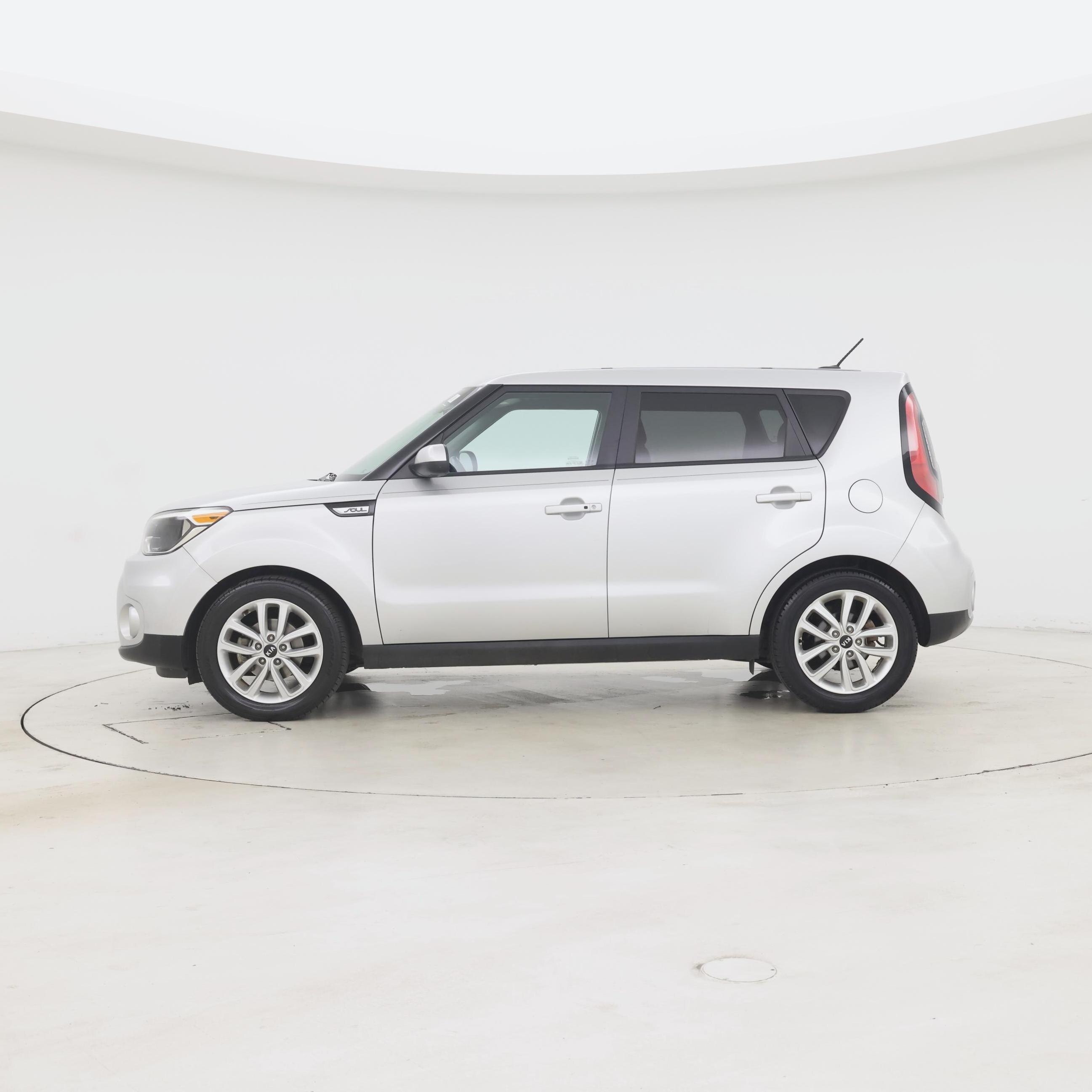 Thumbnail: 2019 Kia Soul - 3