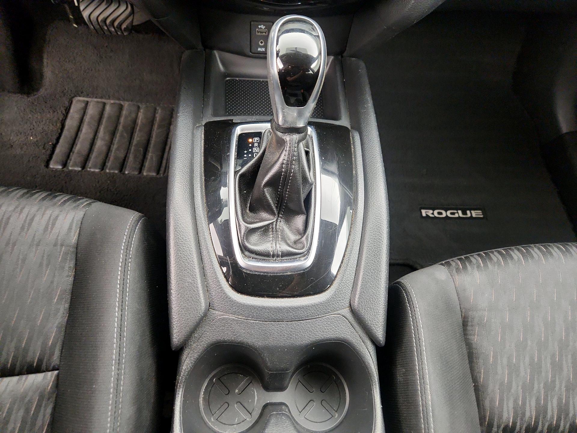Thumbnail: 2017 Nissan Rogue - 17