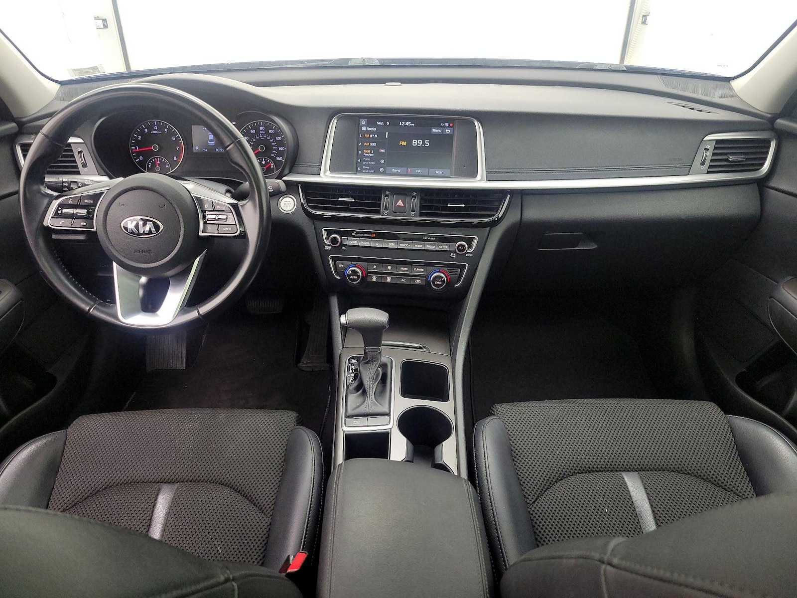 Apple CarPlay® & Android Auto™