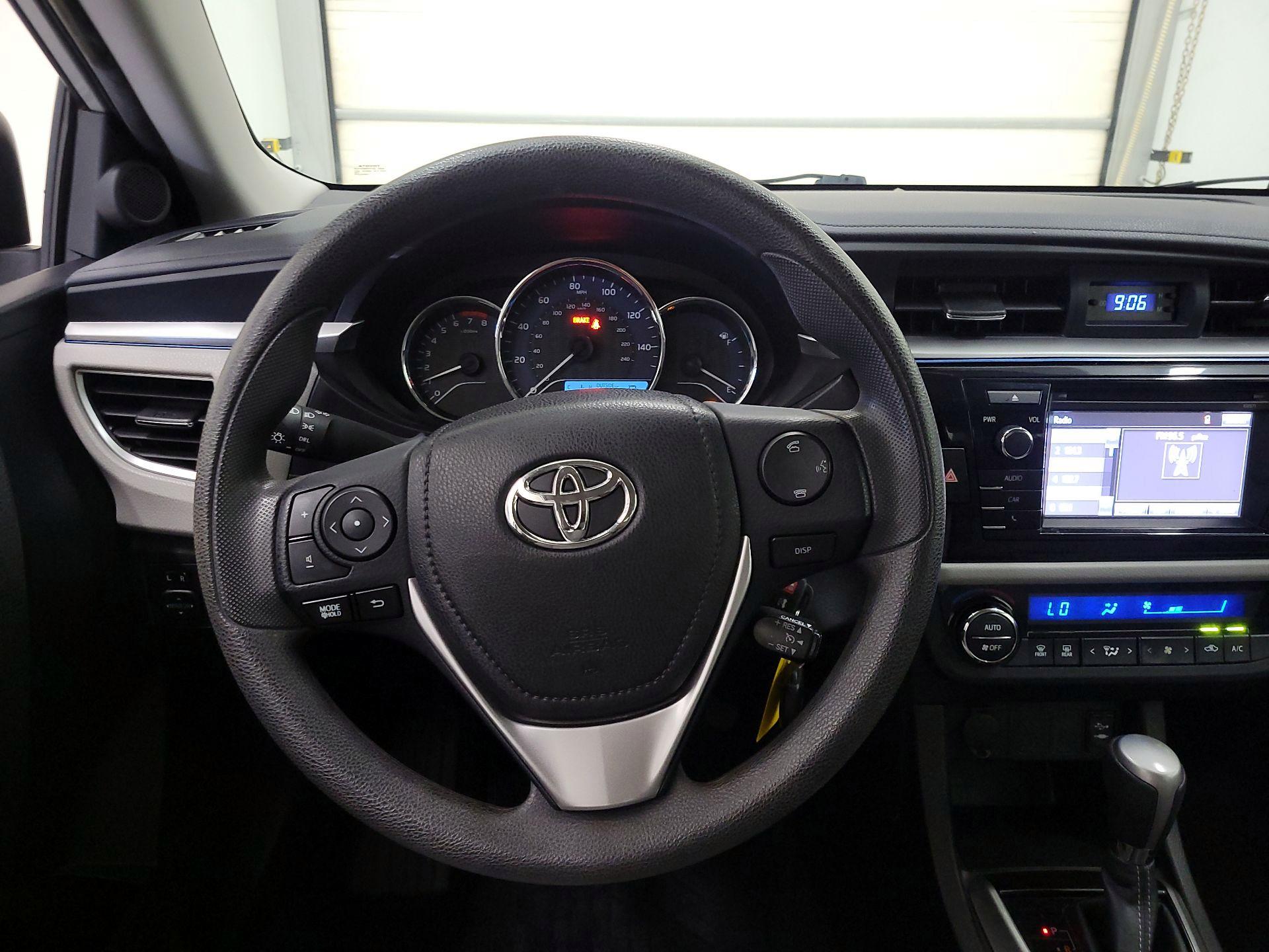 Thumbnail: 2016 Toyota Corolla - 10