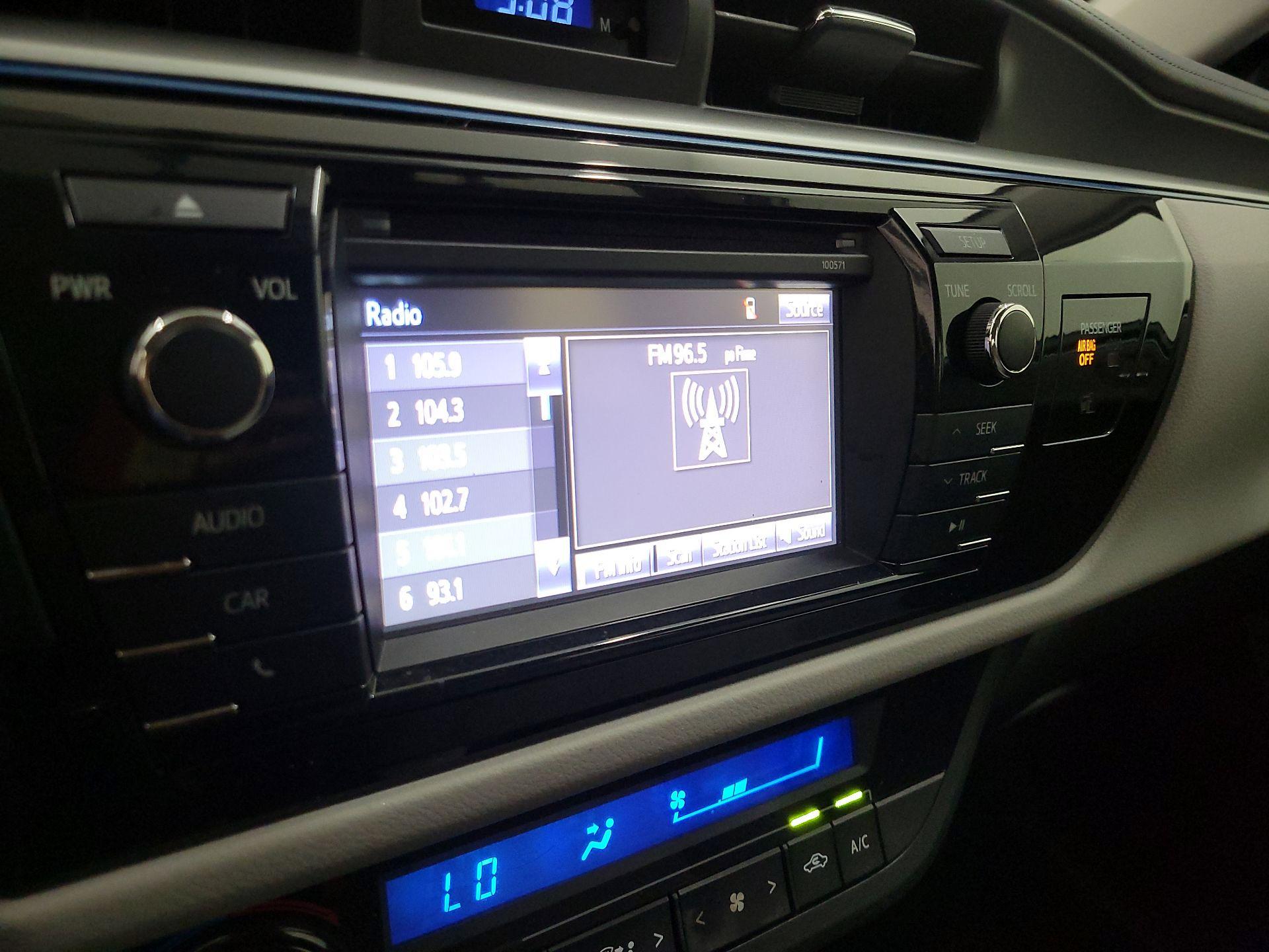 Thumbnail: 2016 Toyota Corolla - 15