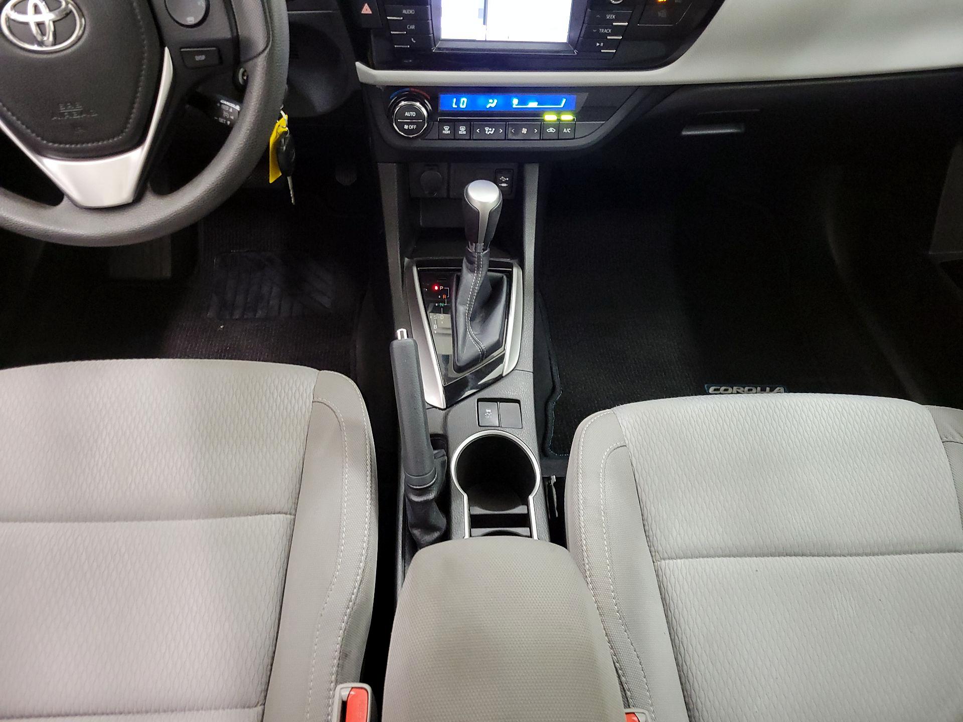 Thumbnail: 2016 Toyota Corolla - 17