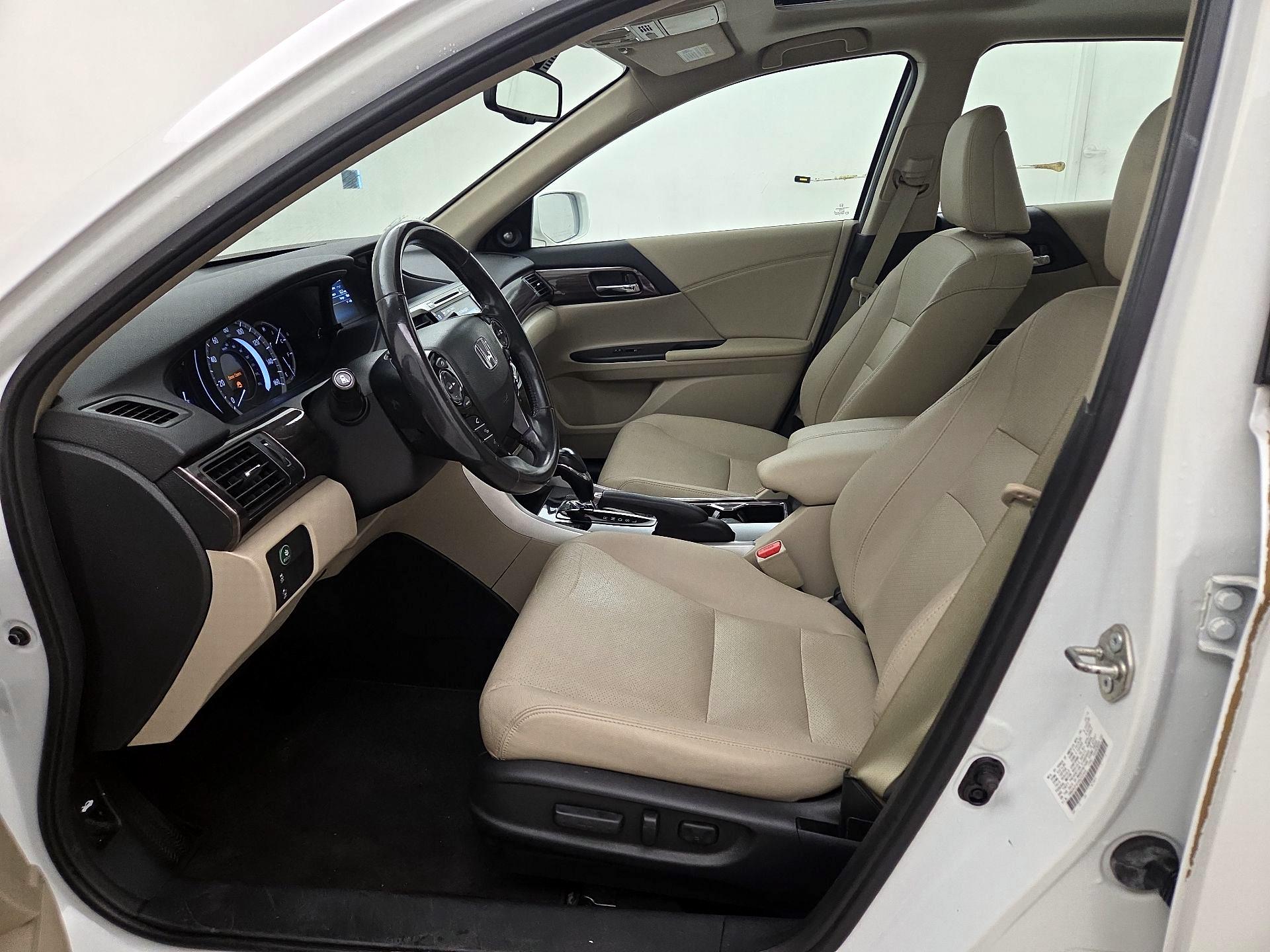Thumbnail: 2016 Honda Accord - 11