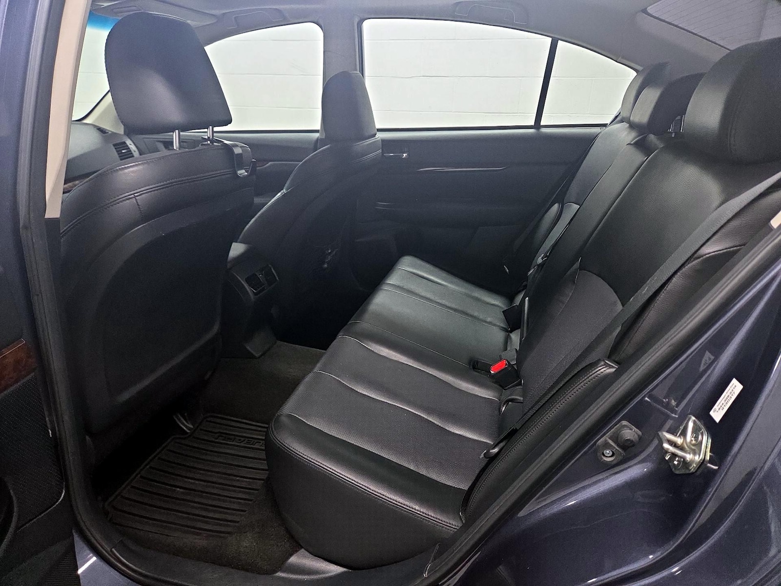 2014 Subaru Legacy 2.5i Limited - Photo 19