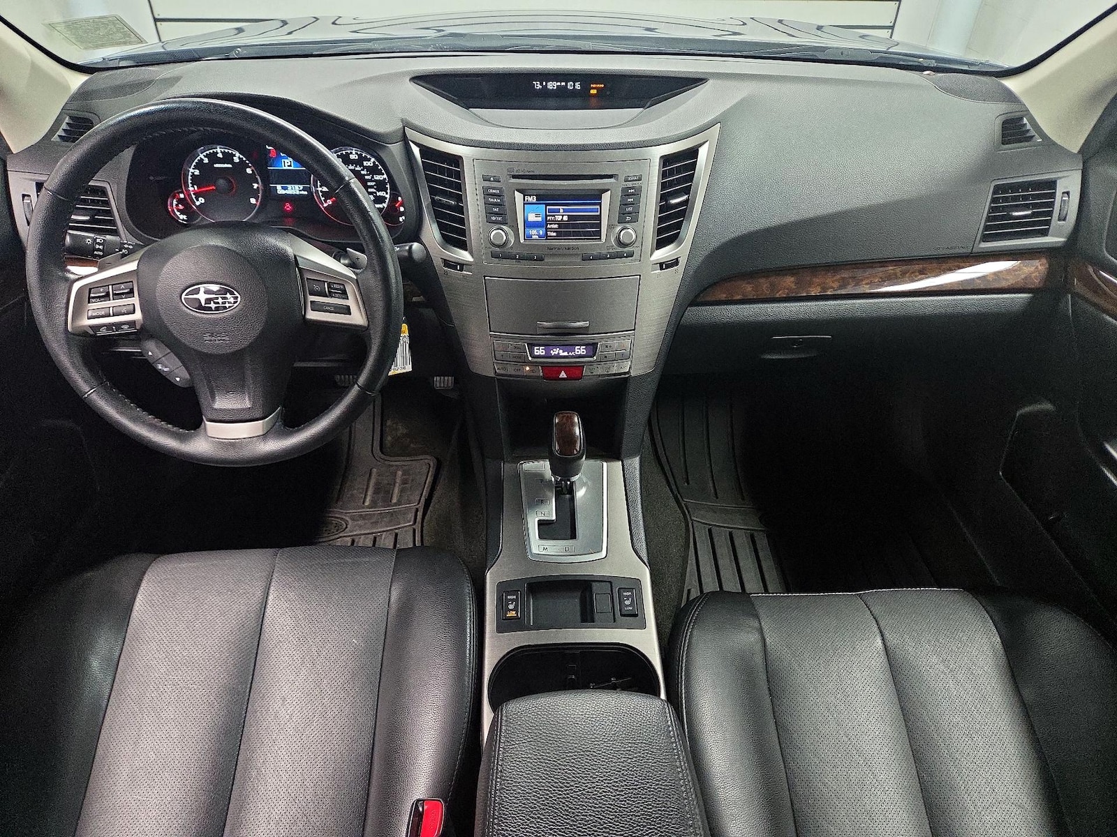 2014 Subaru Legacy 2.5i Limited - Photo 8