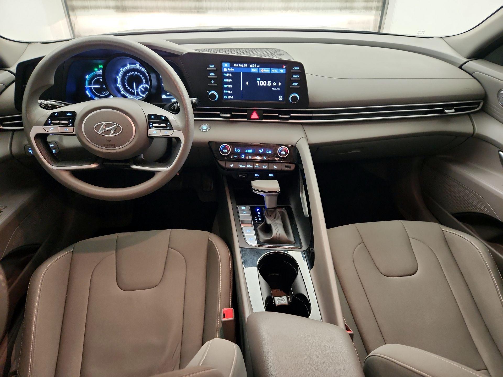 Thumbnail: 2023 Hyundai Elantra - 9