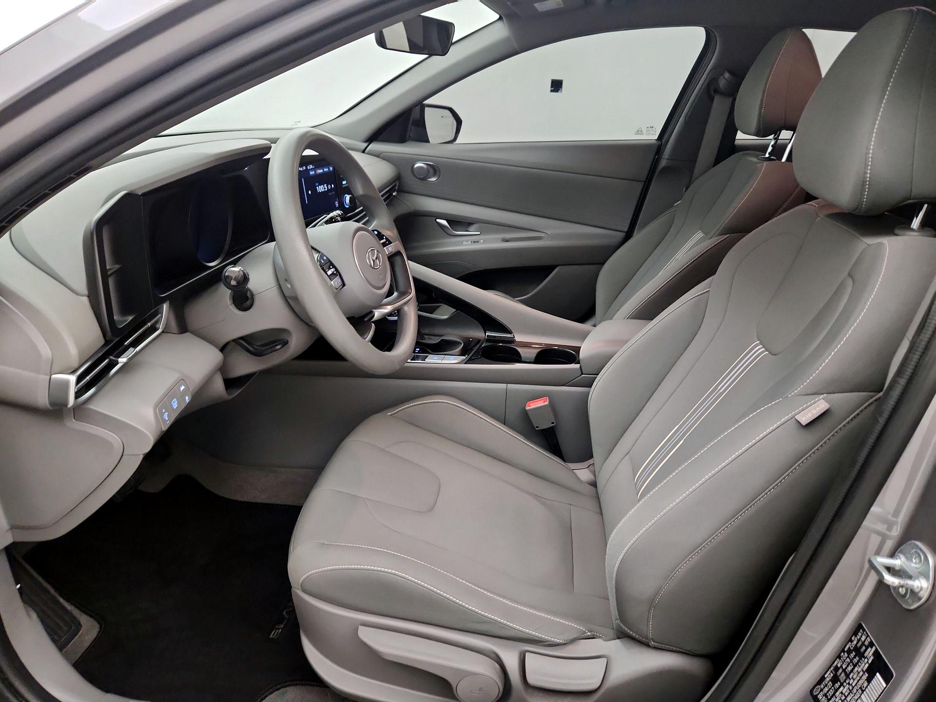 Thumbnail: 2023 Hyundai Elantra - 11