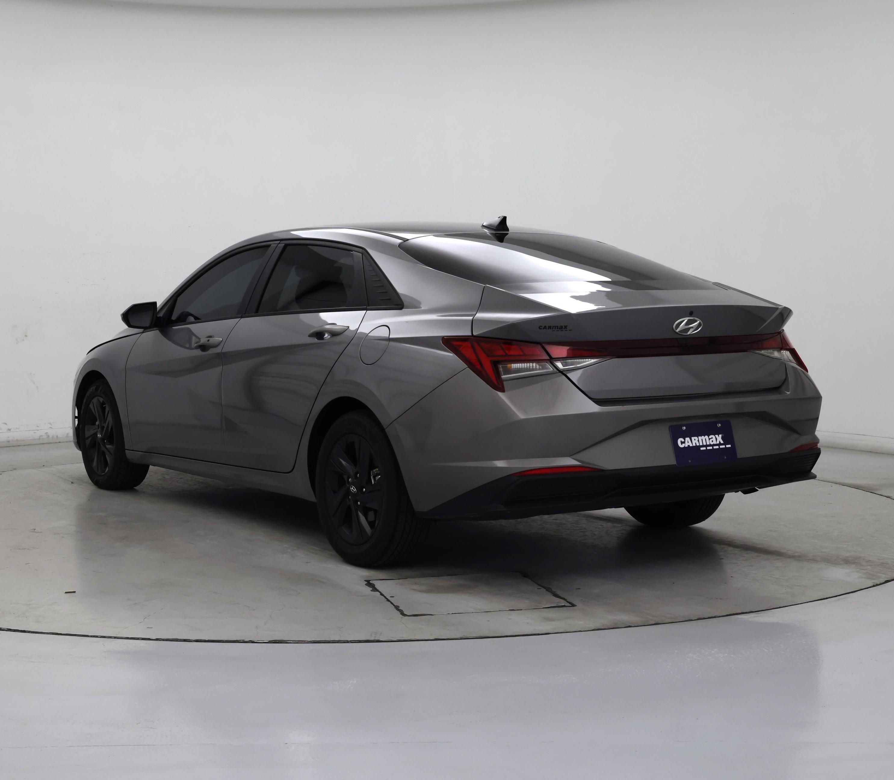 Thumbnail: 2023 Hyundai Elantra - 2