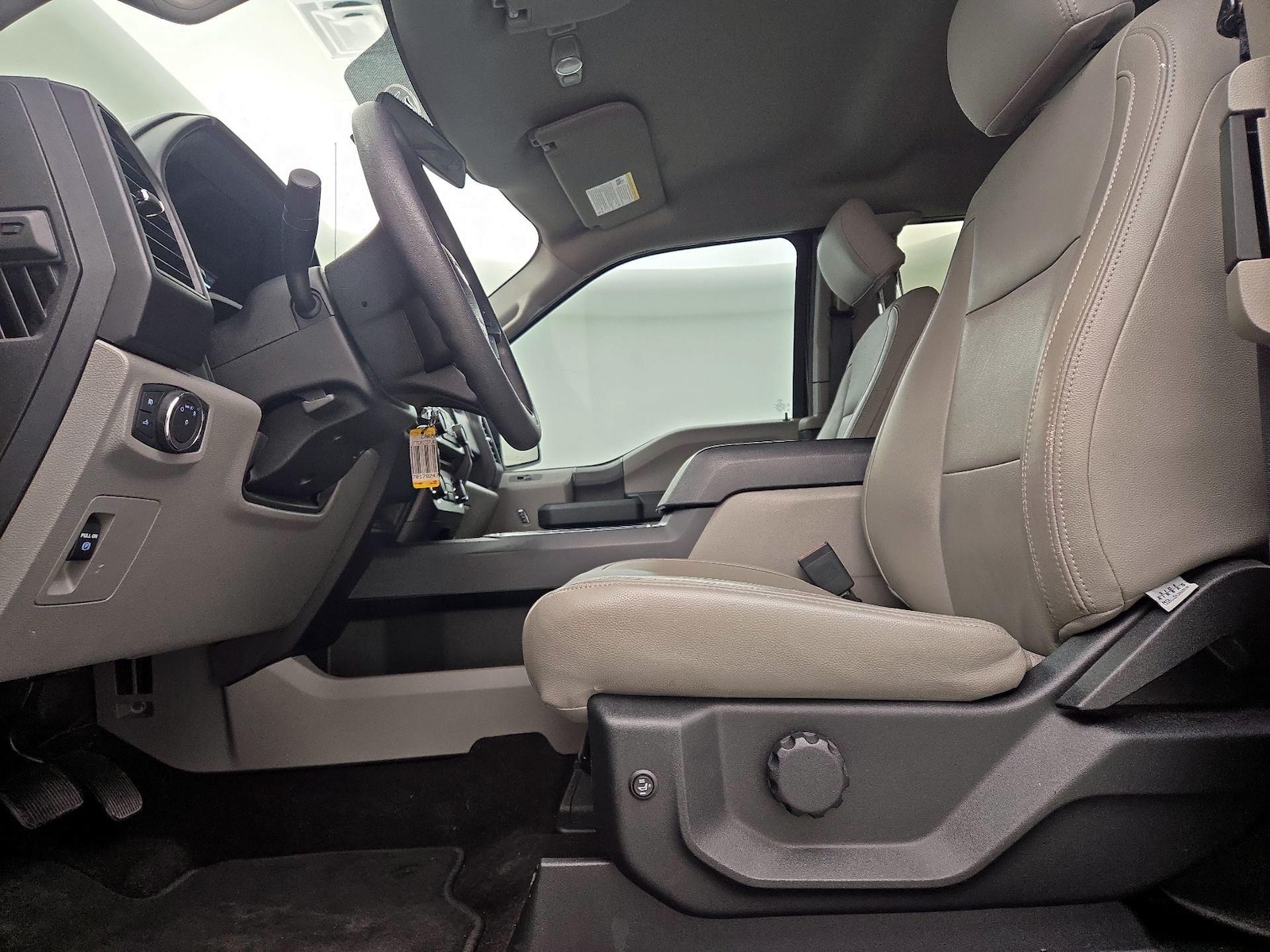 2018 Ford F-150 XL - Photo 12