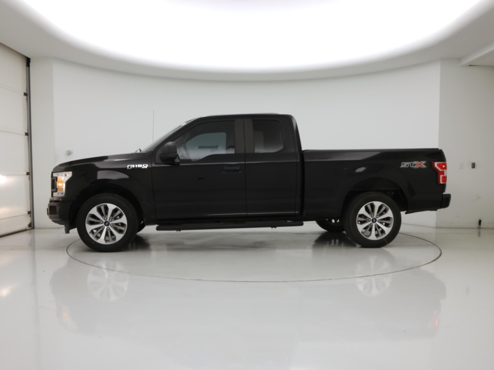 2018 Ford F-150 XL - Photo 4