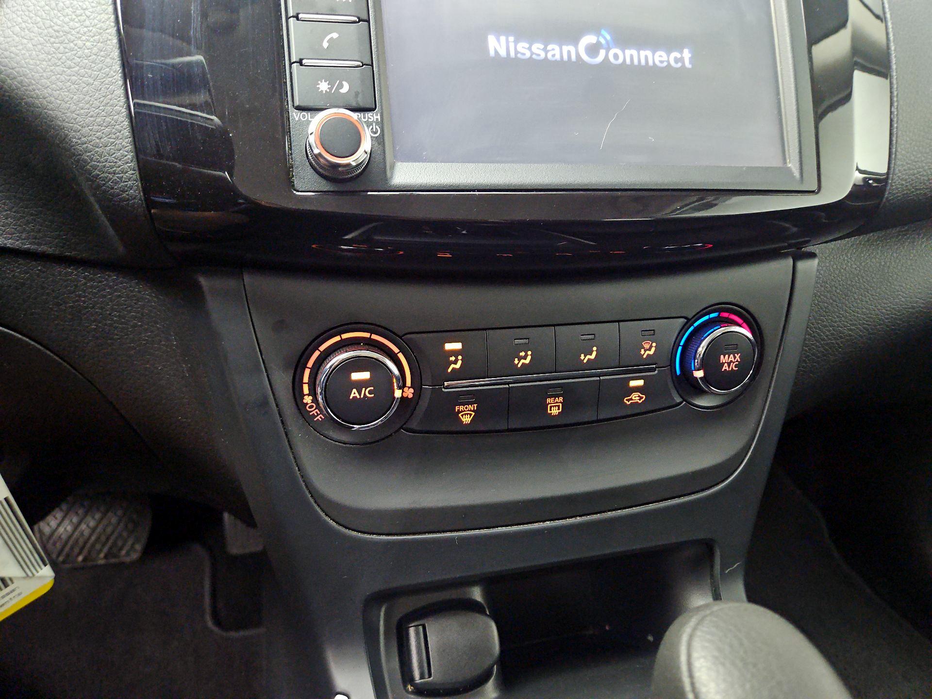 Thumbnail: 2019 Nissan Sentra - 16