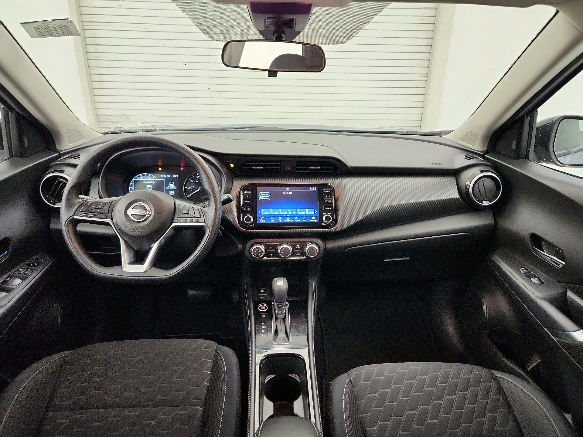 Thumbnail: 2023 Nissan Kicks - 9