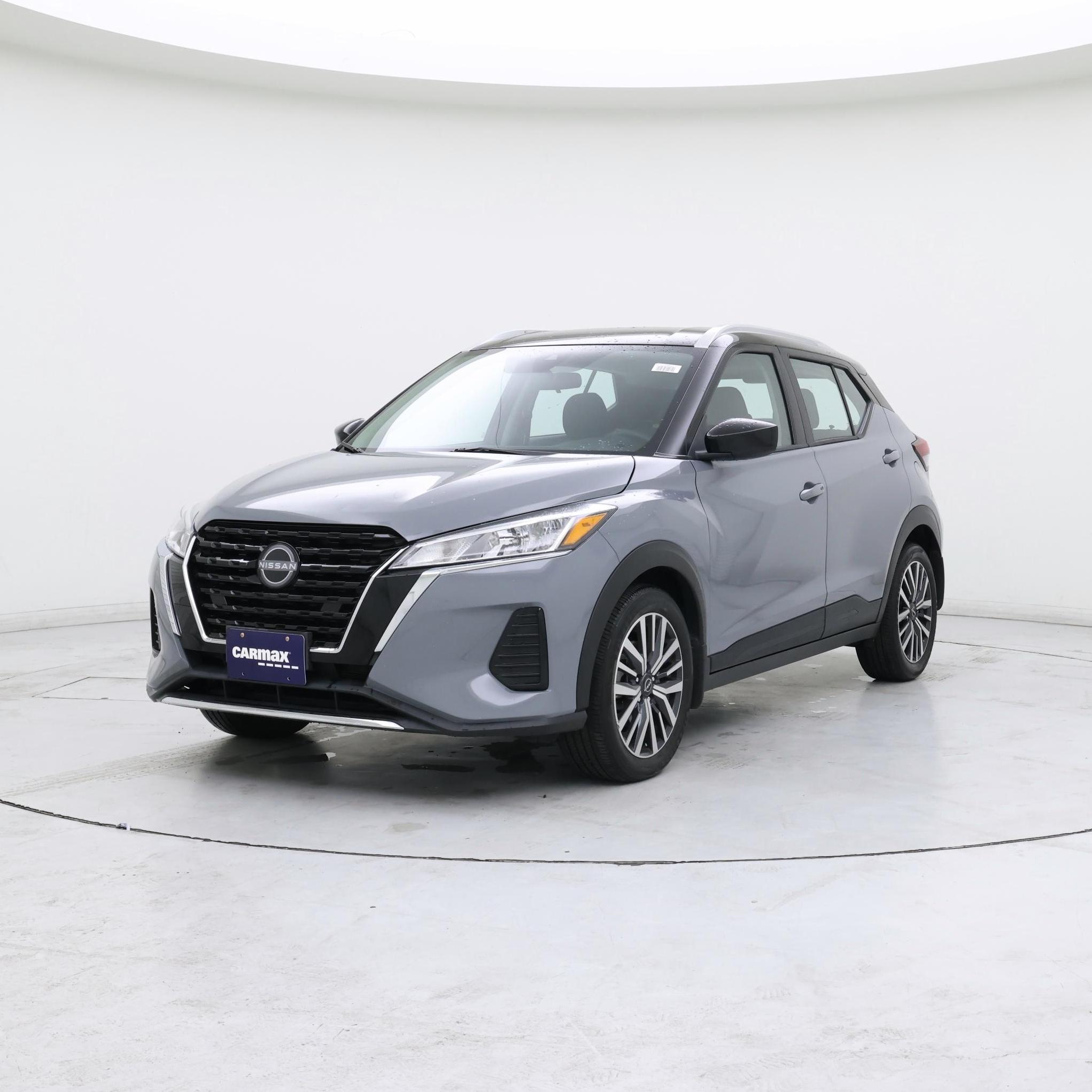 Thumbnail: 2023 Nissan Kicks - 4