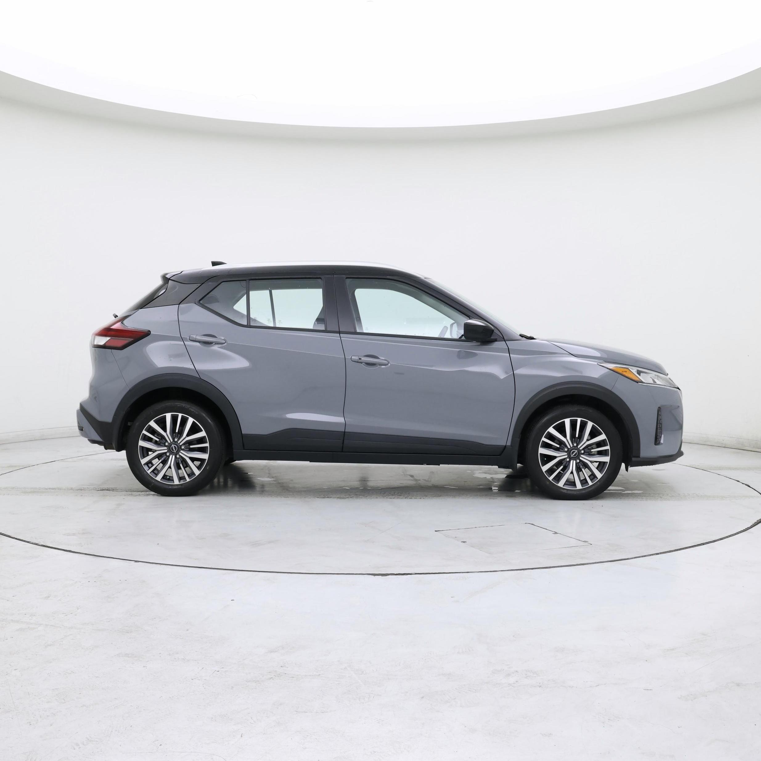 Thumbnail: 2023 Nissan Kicks - 7