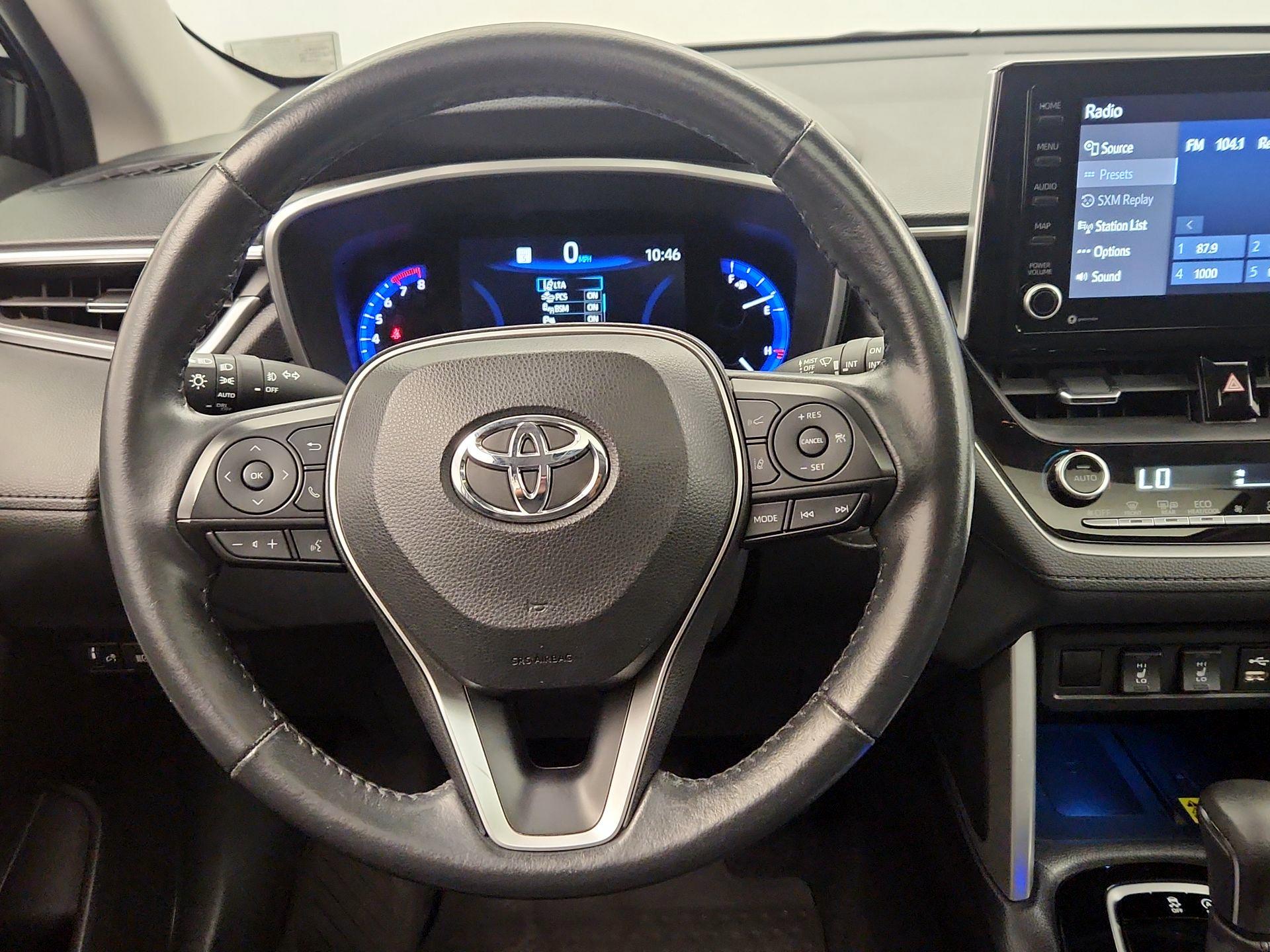 Thumbnail: 2022 Toyota Corolla Cross - 10