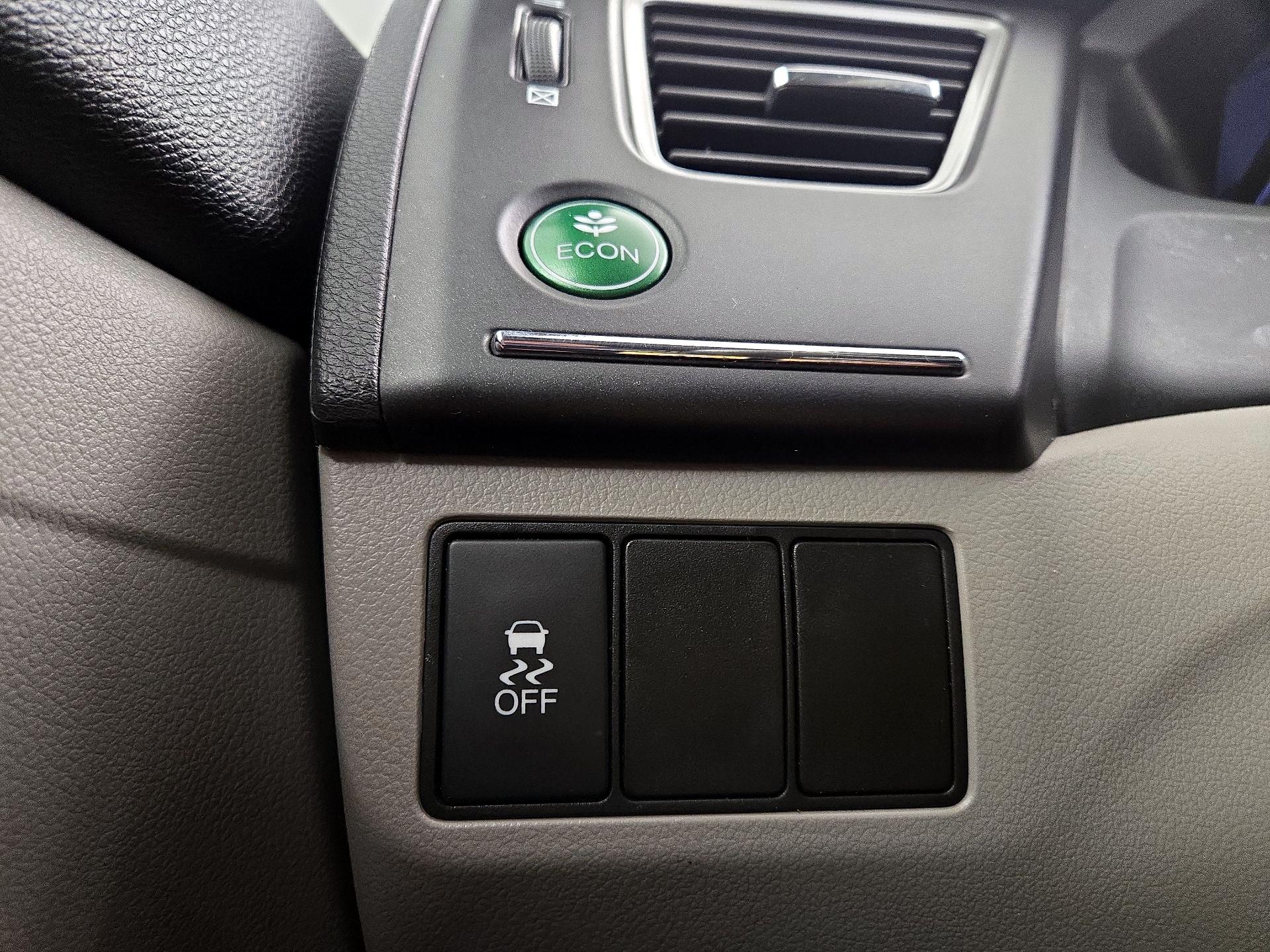 Thumbnail: 2015 Honda Civic - 13