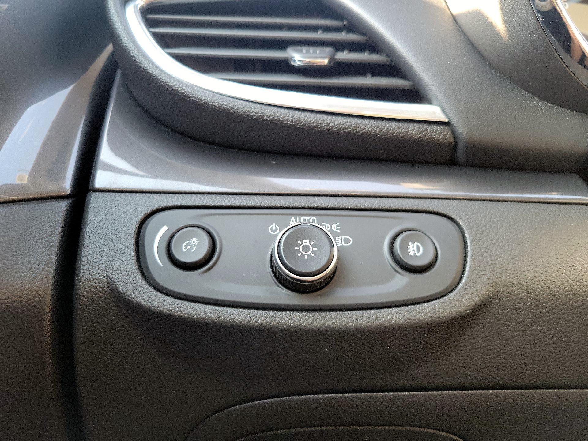 Thumbnail: 2020 Buick Encore - 13