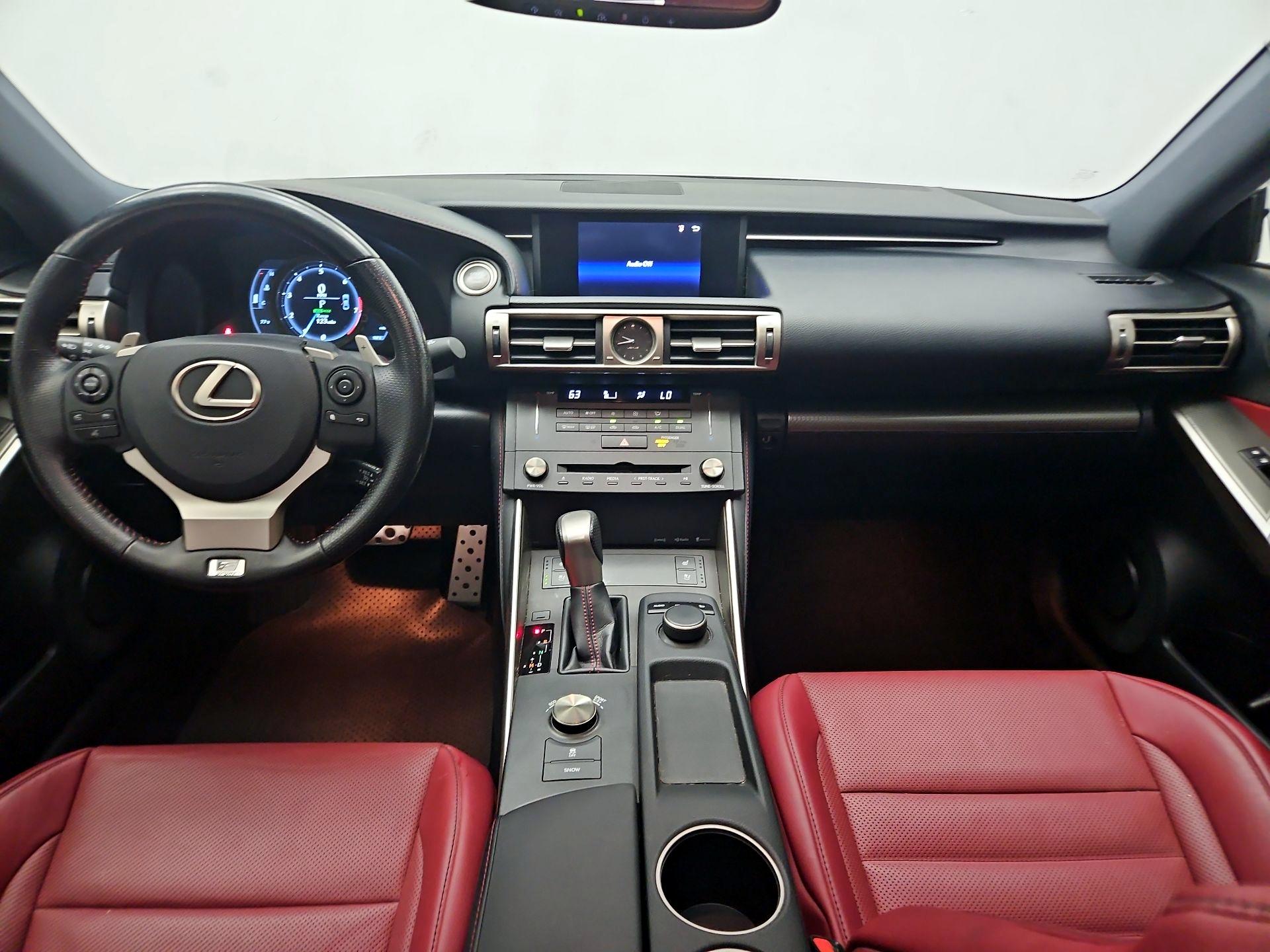 Thumbnail: 2016 Lexus IS - 9