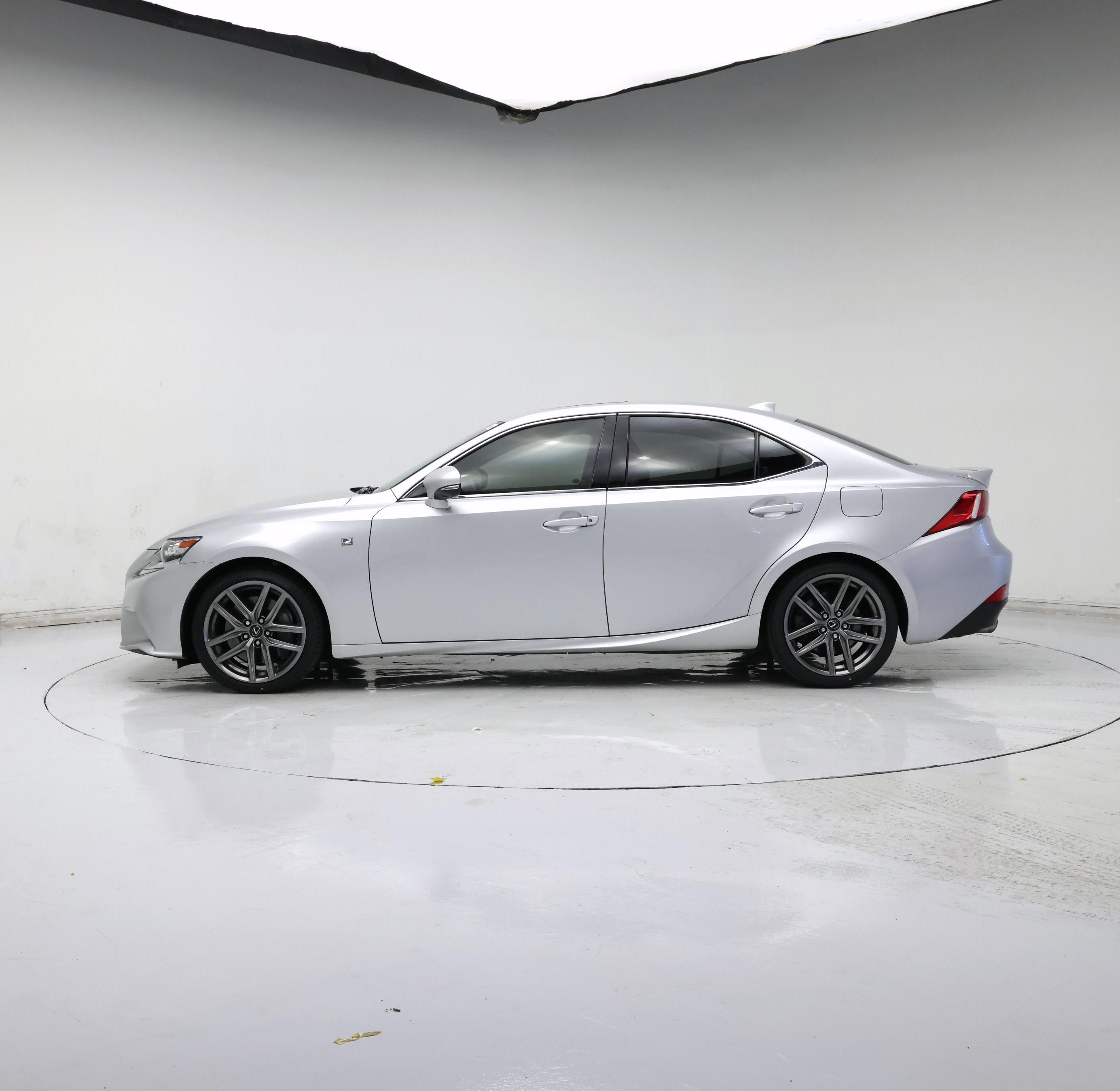 Thumbnail: 2016 Lexus IS - 3