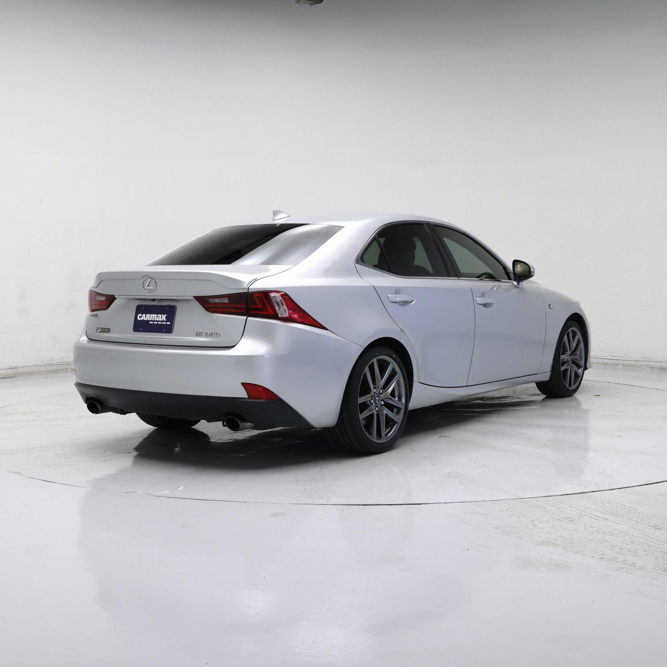 Thumbnail: 2016 Lexus IS - 8