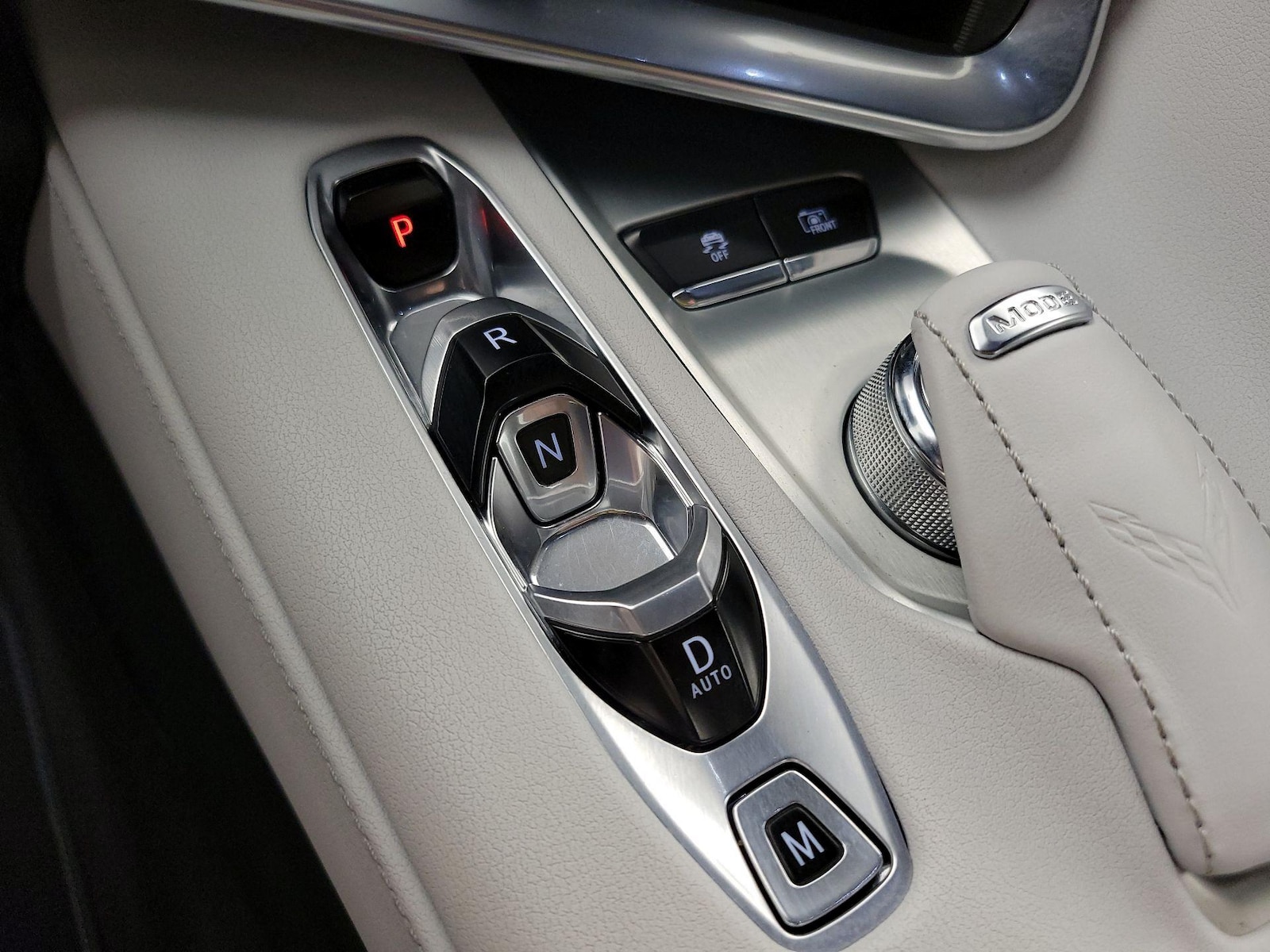 2024 Chevrolet Corvette 2LT - Photo 18