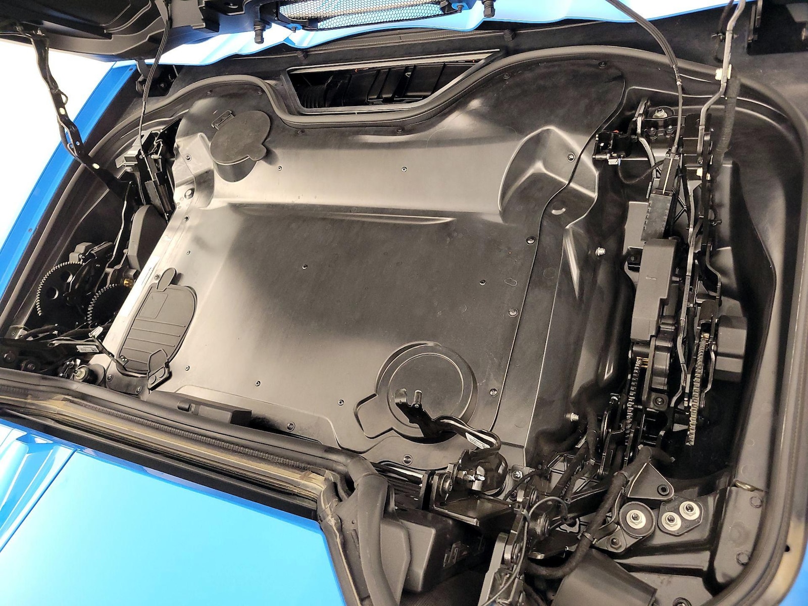 2024 Chevrolet Corvette 2LT - Photo 21
