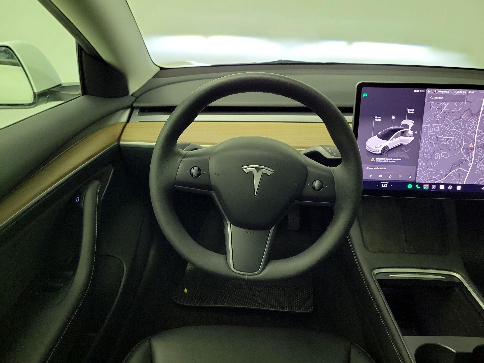 Thumbnail: 2023 Tesla Model 3 - 10