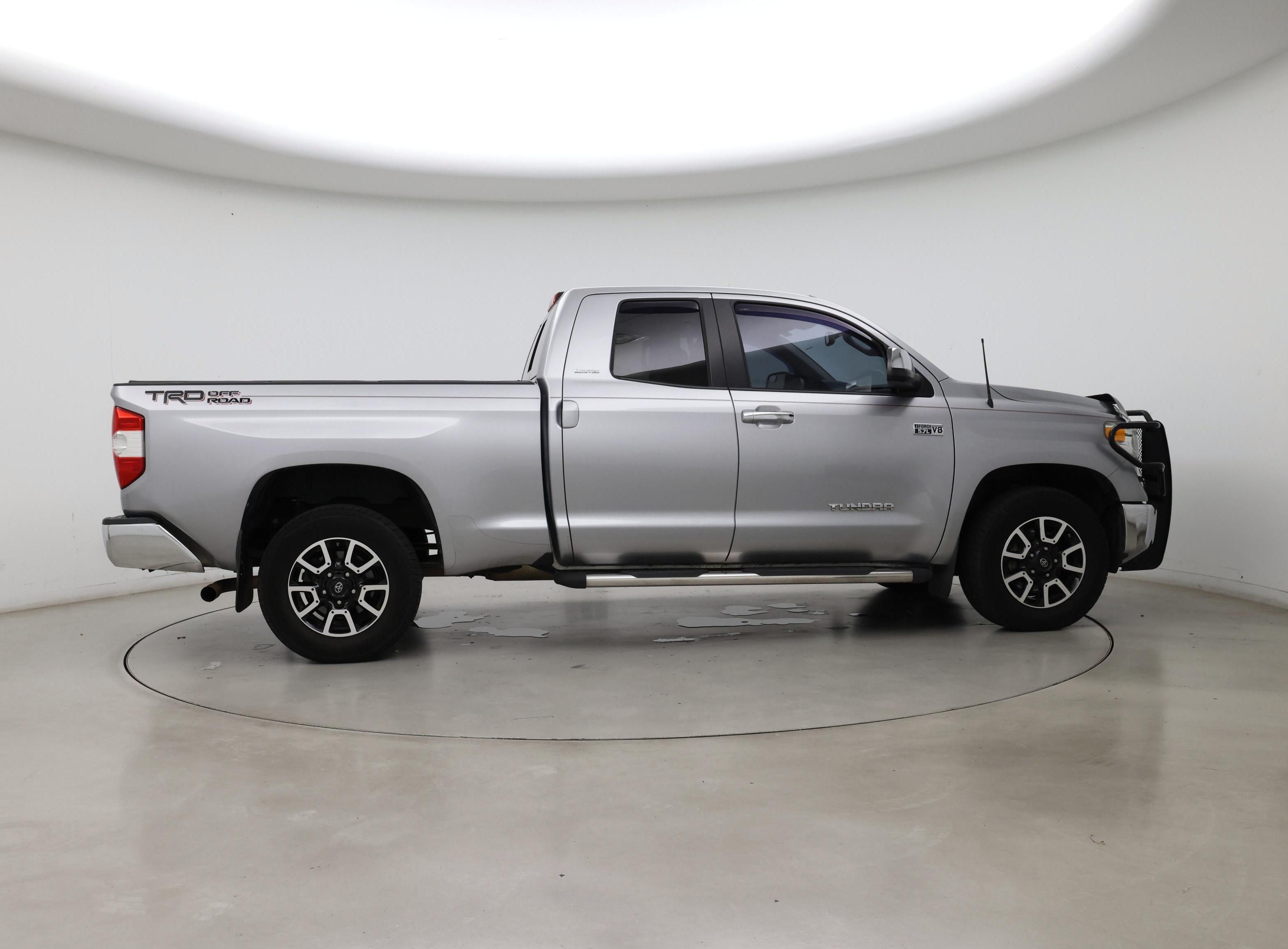 Thumbnail: 2014 Toyota Tundra - 7