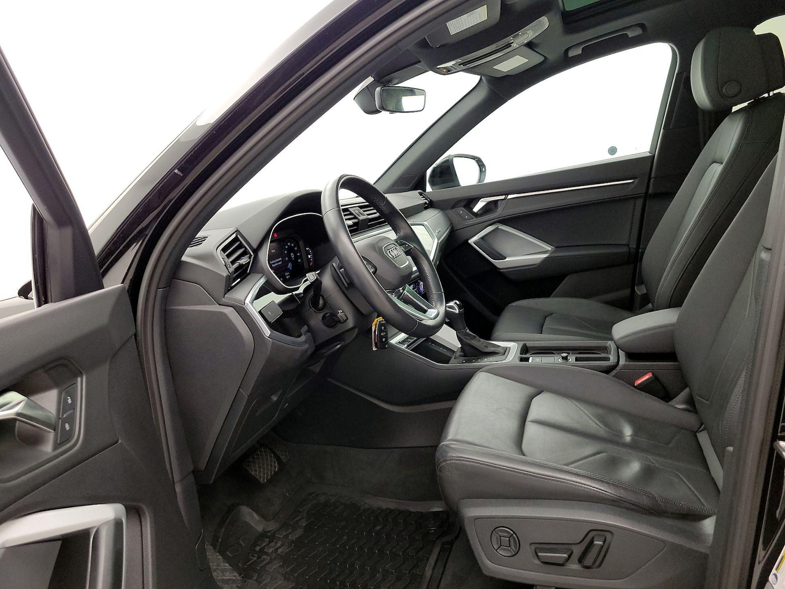 2022 Audi Q3 S Line Premium - Photo 12