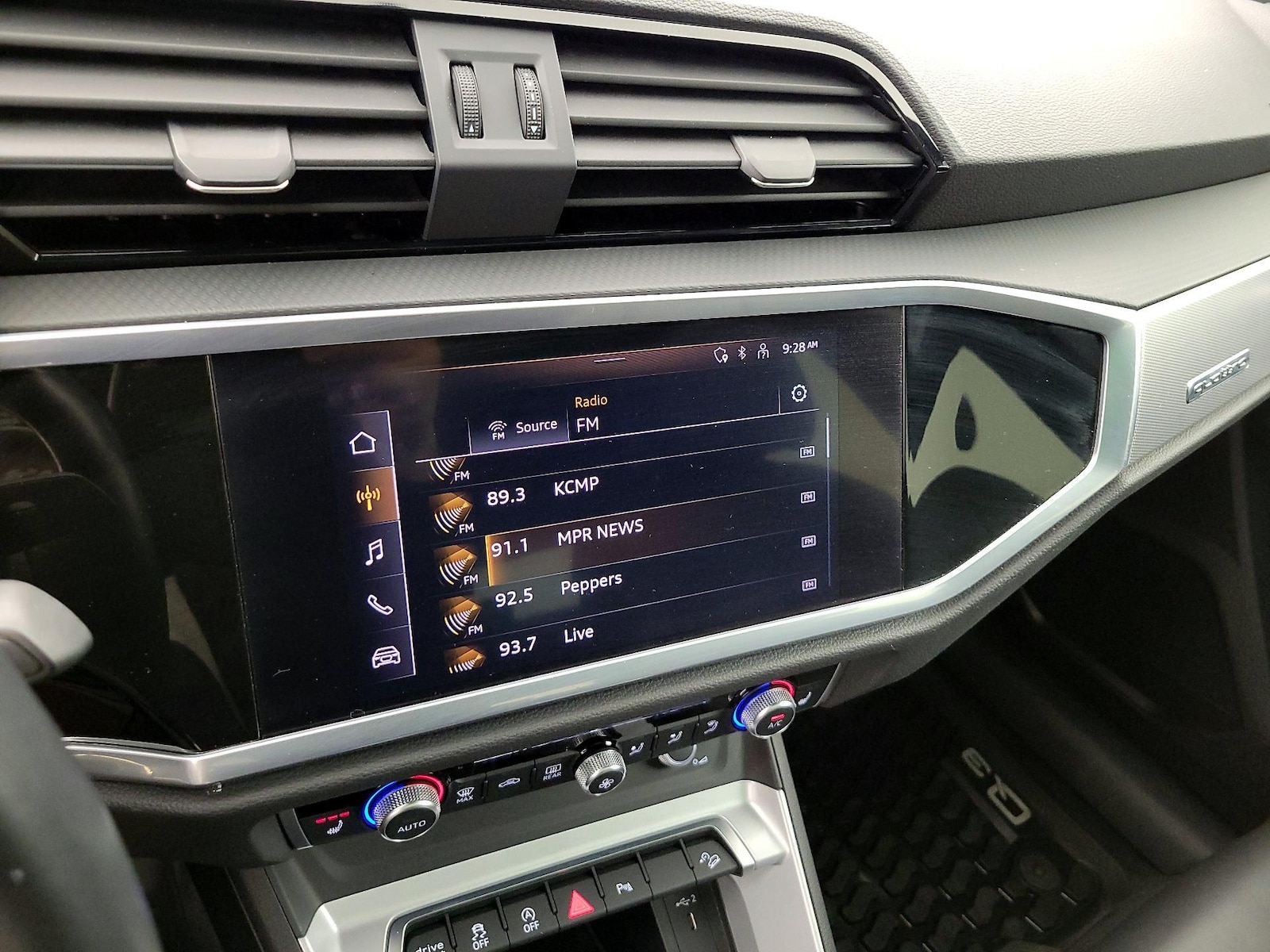 2022 Audi Q3 S Line Premium - Photo 16