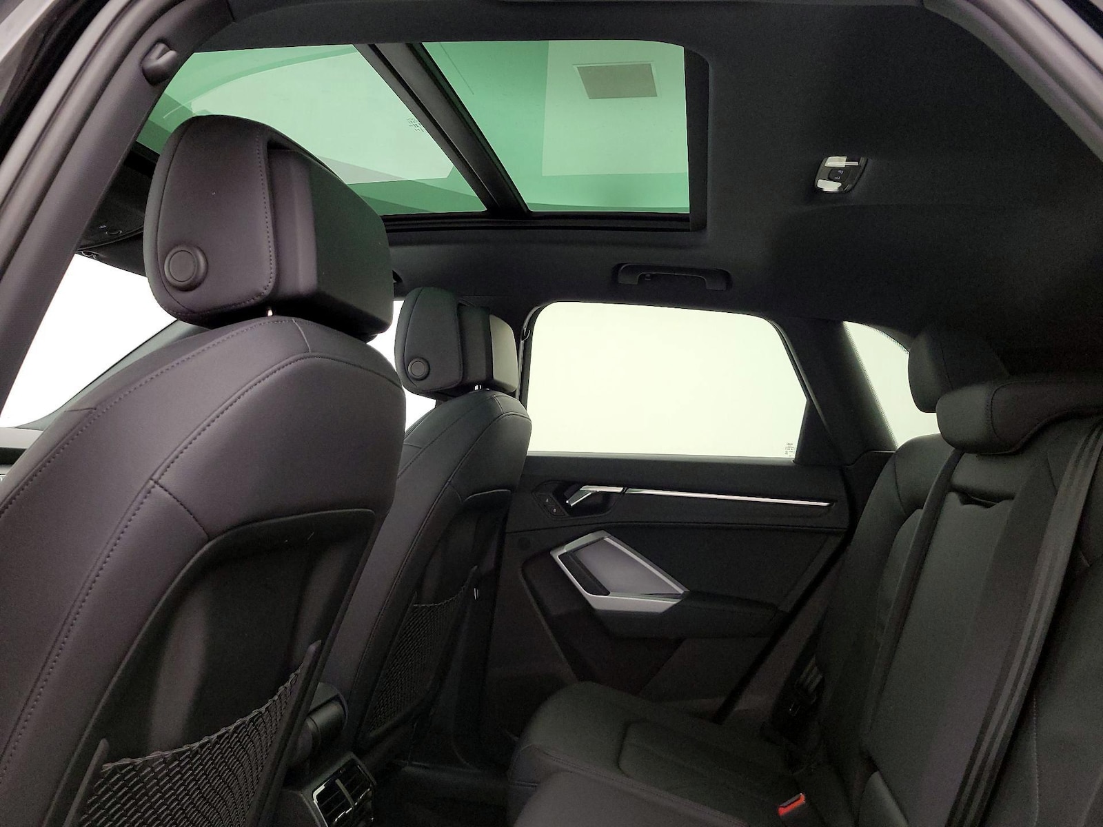 2022 Audi Q3 S Line Premium - Photo 24