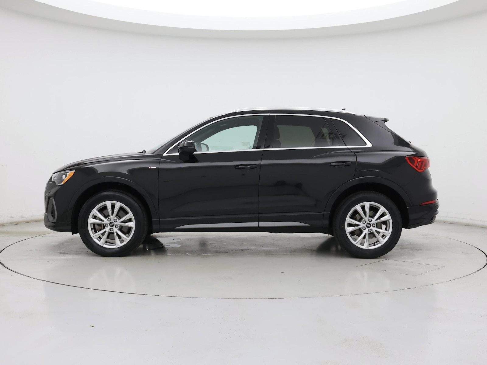 2022 Audi Q3 S Line Premium - Photo 4
