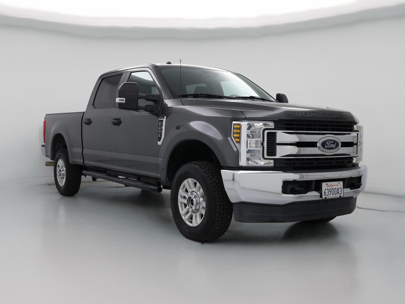 Bed Liner & Tow Hitch