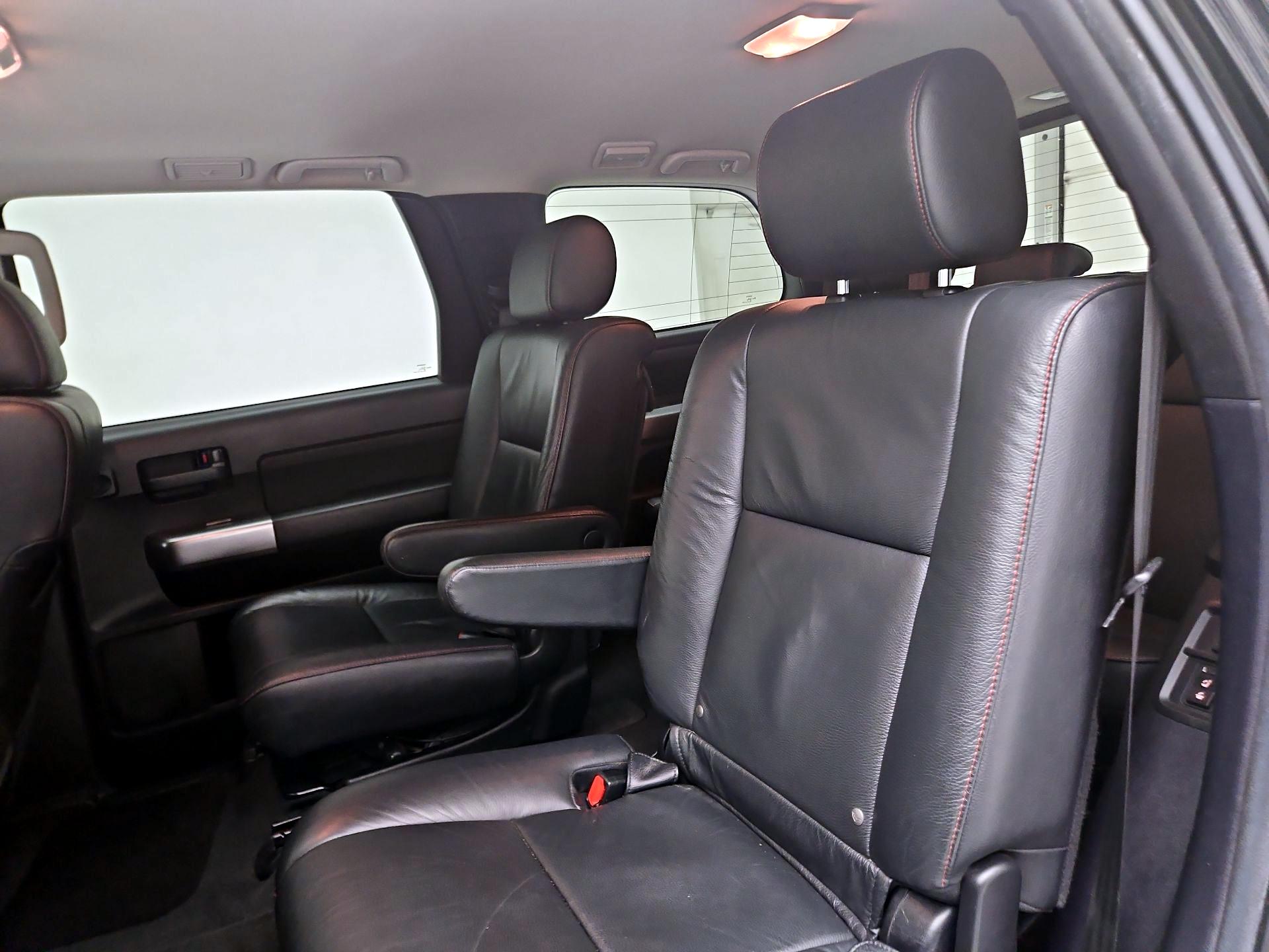 Thumbnail: 2020 Toyota Sequoia - 20