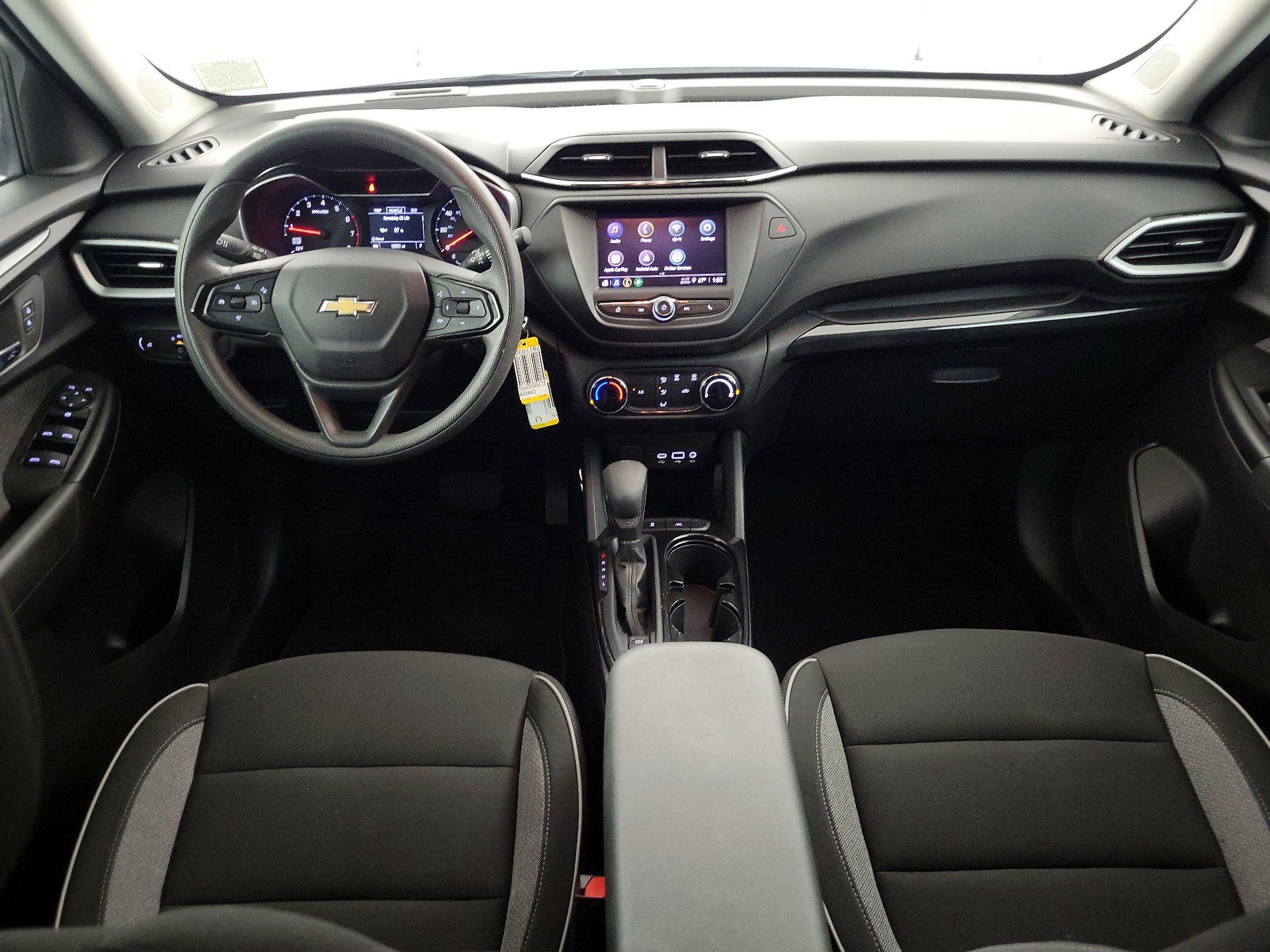 Thumbnail: 2023 Chevrolet TrailBlazer - 8