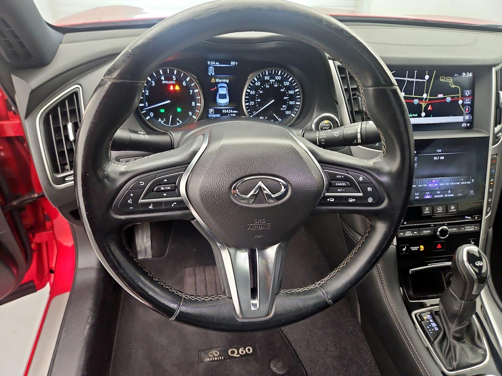 2022 INFINITI Q60 Coupe LUXE - Photo 11