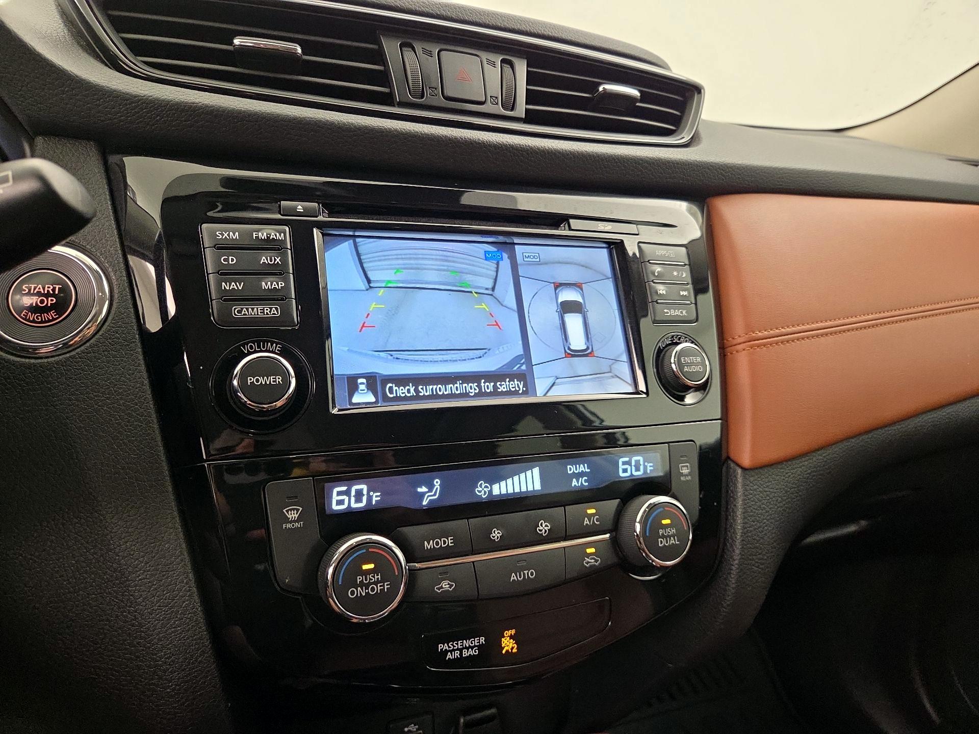 Thumbnail: 2017 Nissan Rogue - 15