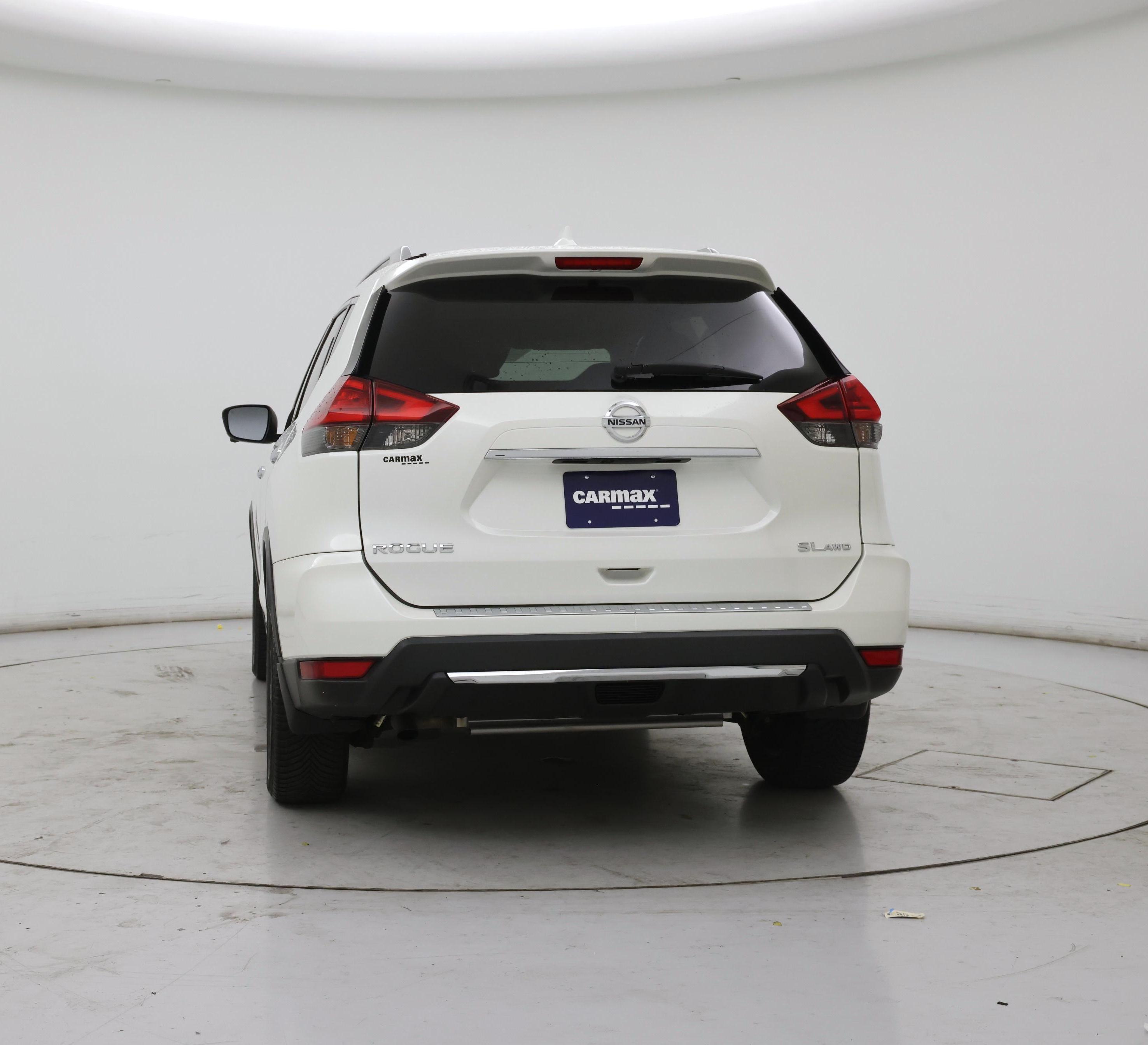 Thumbnail: 2017 Nissan Rogue - 6